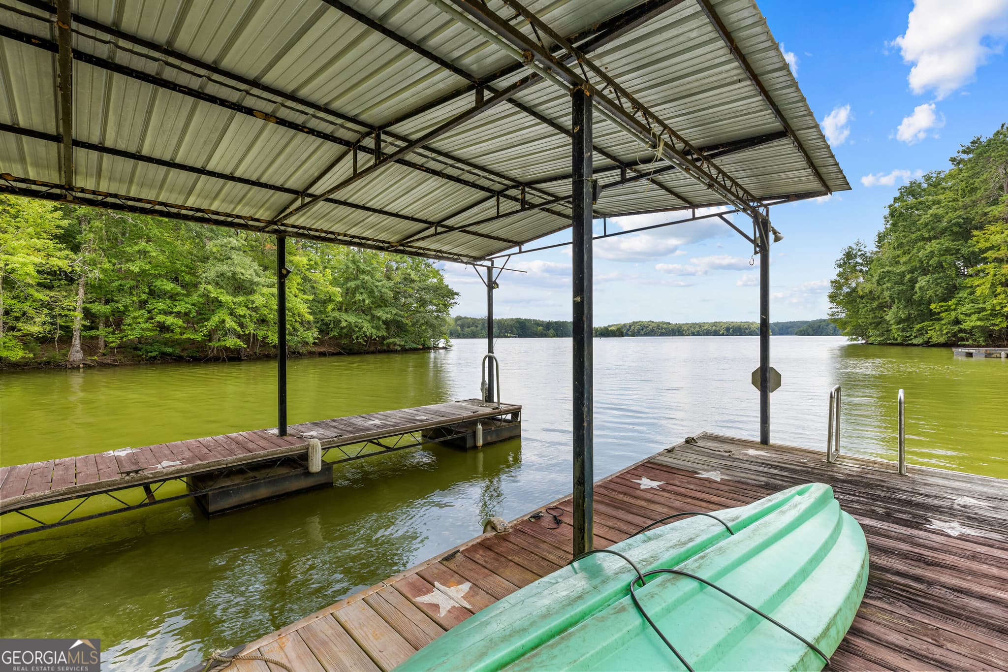 3 bedroom, 2 bathroom, 1,596 sq ft single family residence under contract at 39 Village Pointe Drive, Lagrange, GA 30240 — photo 4