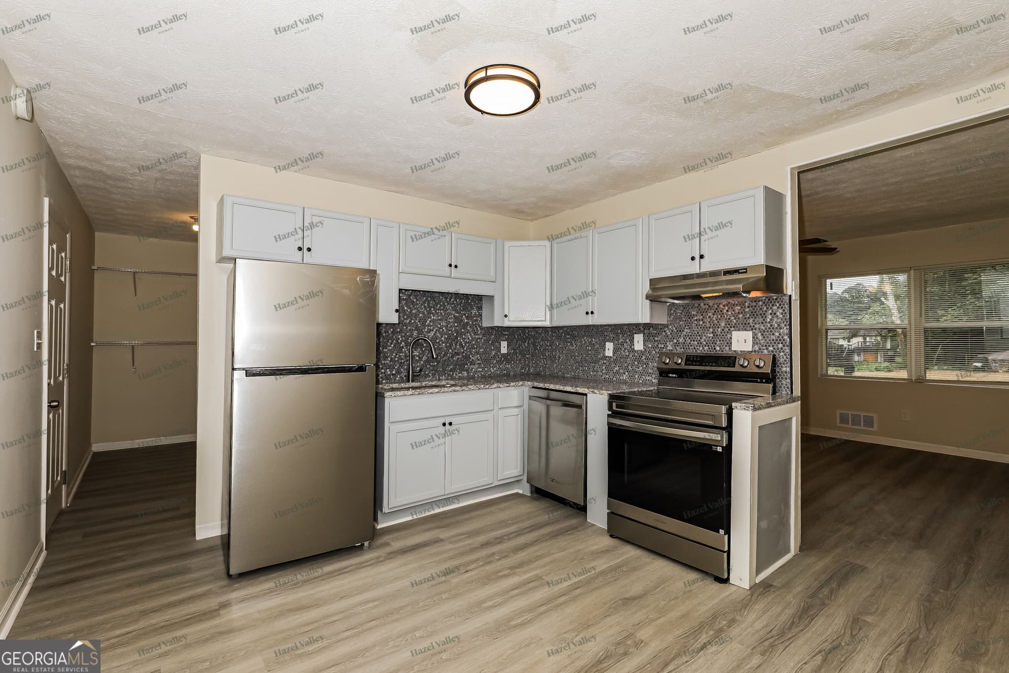 3 bedroom, 1.5 bathroom, 1,040 sq ft single family residence for rent at 8355 Dunellen Lane, Jonesboro, GA 30238 for $1,470 a month — photo 6