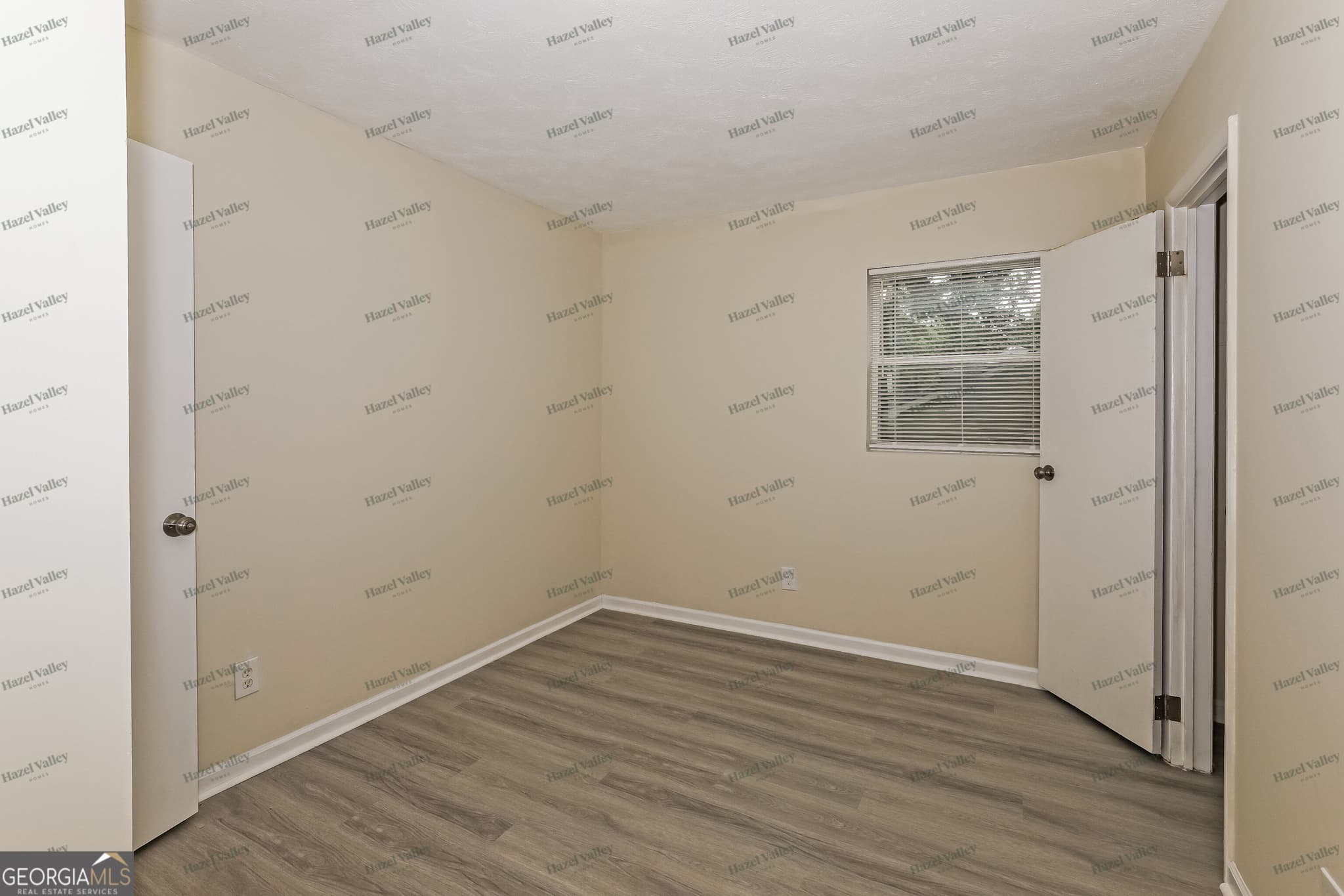 3 bedroom, 1.5 bathroom, 1,040 sq ft single family residence for rent at 8355 Dunellen Lane, Jonesboro, GA 30238 for $1,470 a month — photo 9