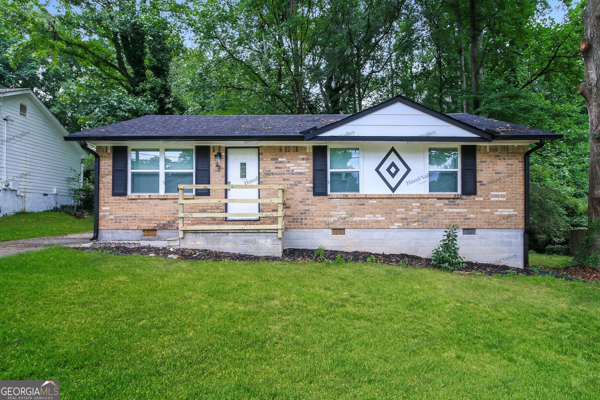 3 bedroom, 1.5 bathroom, 1,040 sq ft single family residence for rent at 8355 Dunellen Lane, Jonesboro, GA 30238 for $1,470 a month — photo 10
