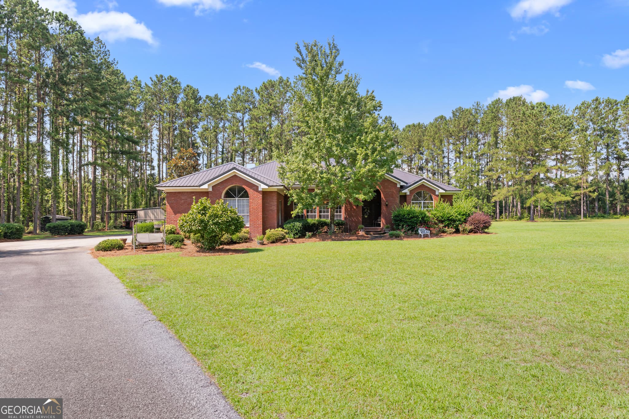 4 bedroom, 3 bathroom, 3,261 sq ft single family residence for sale at 2055 Blankenbaker Road, Statesboro, GA 30458 — photo 2