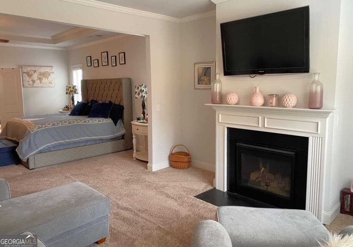 6 bedroom, 4 bathroom, 4,296 sq ft single family residence for sale at 4806 RALIN Court, Atlanta, GA 30331 — photo 9