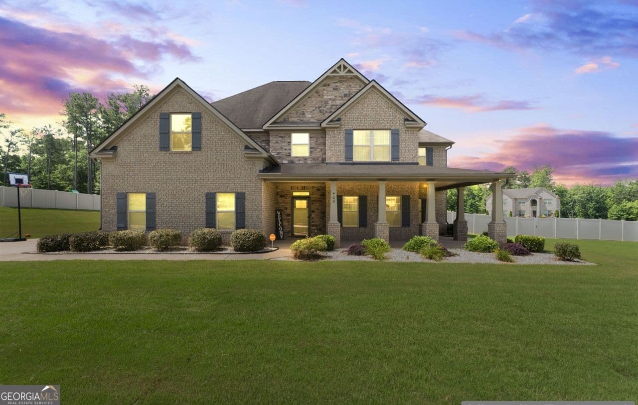 5 bedroom, 4 bathroom, 3,593 sq ft single family residence for sale at 400 Guildhouse Drive, Mcdonough, GA 30252 — photo 2