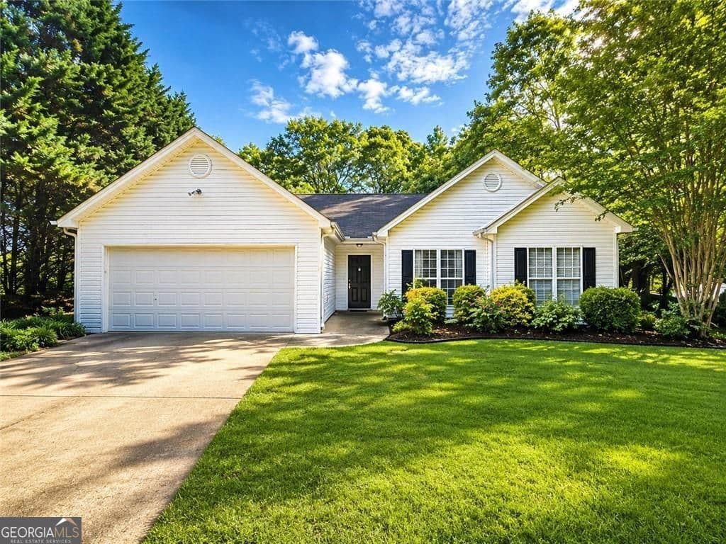 3 bedroom, 2 bathroom, 1,614 sq ft single family residence for sale at 1620 Madison Drive, Bethlehem, GA 30620