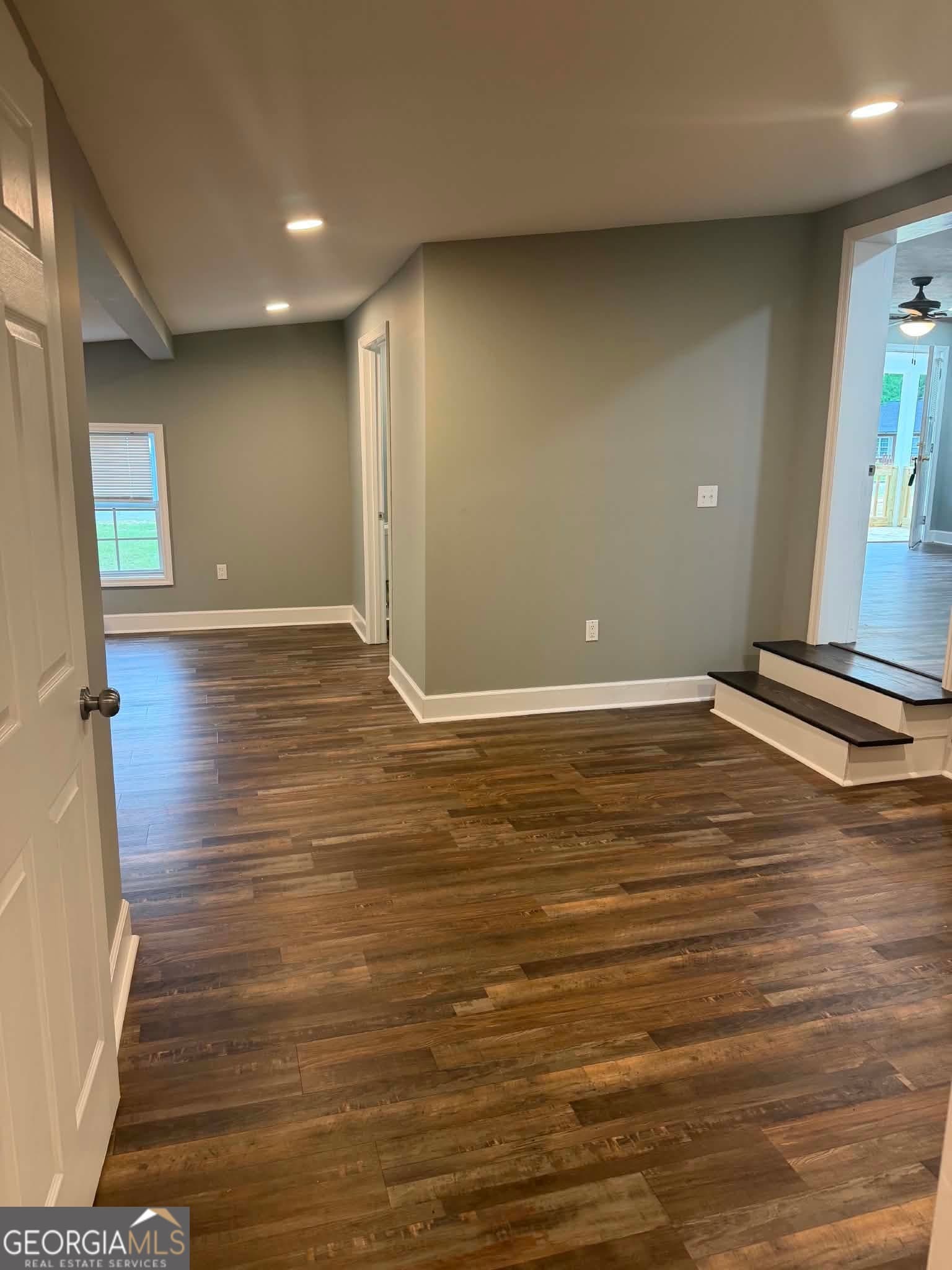 3 bedroom, 2 bathroom, 1,390 sq ft single family residence for sale at 5545 Bacon Avenue, Eastman, GA 31023 — photo 4
