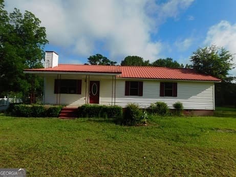 3 bedroom, 2 bathroom, 1,200 sq ft single family residence sold at 1217 Newington Highway, Sylvania, GA 30467