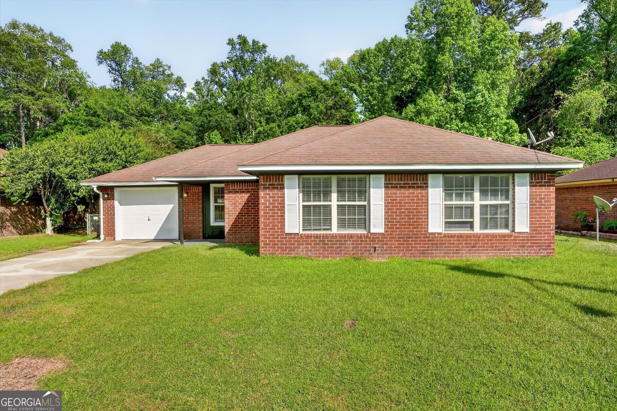 4 bedroom, 2 bathroom, 1,515 sq ft single family residence sold at 815 Sagewood Drive, Hinesville, GA 31313
