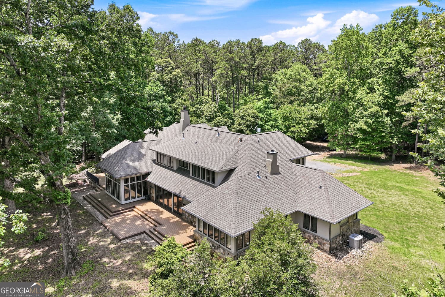 5 bedroom, 4.5 bathroom, 7,552 sq ft single family residence for rent at 3735 Smithtown Road, Suwanee, GA 30024 for $7,500 a month — photo 8