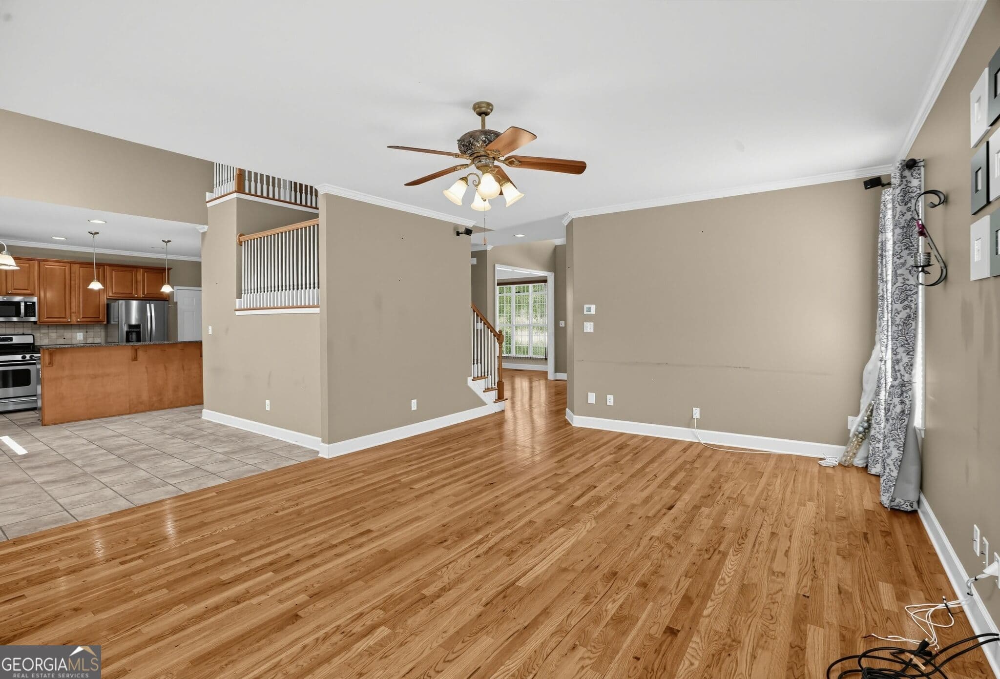 5 bedroom, 4.5 bathroom, 4,395 sq ft single family residence for sale at 25 Barbara Court, Fayetteville, GA 30215 — photo 9