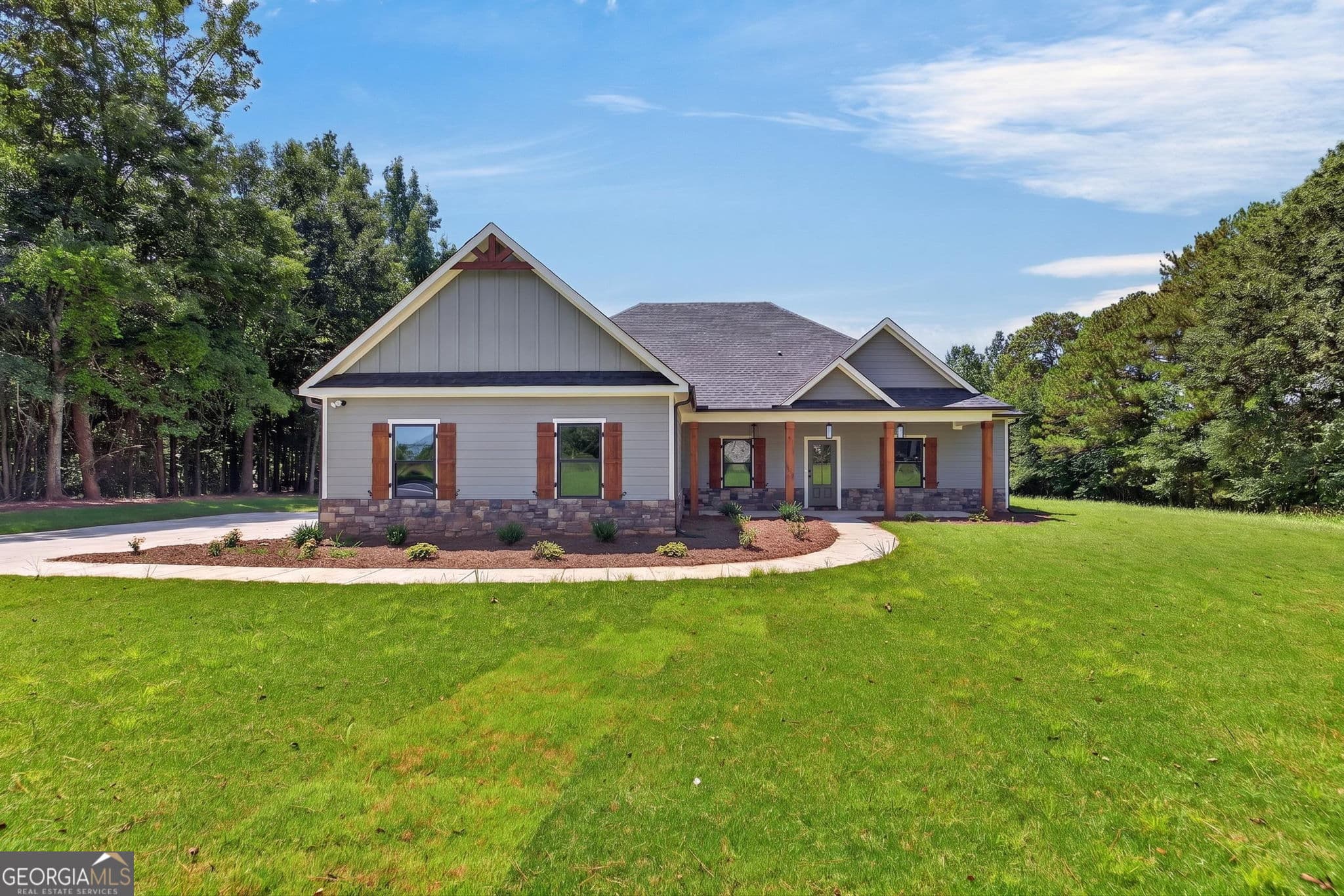 4 bedroom, 2.5 bathroom, 2,356 sq ft single family residence under contract at 1960 North Highway 100, Waco, GA 30182 — photo 3