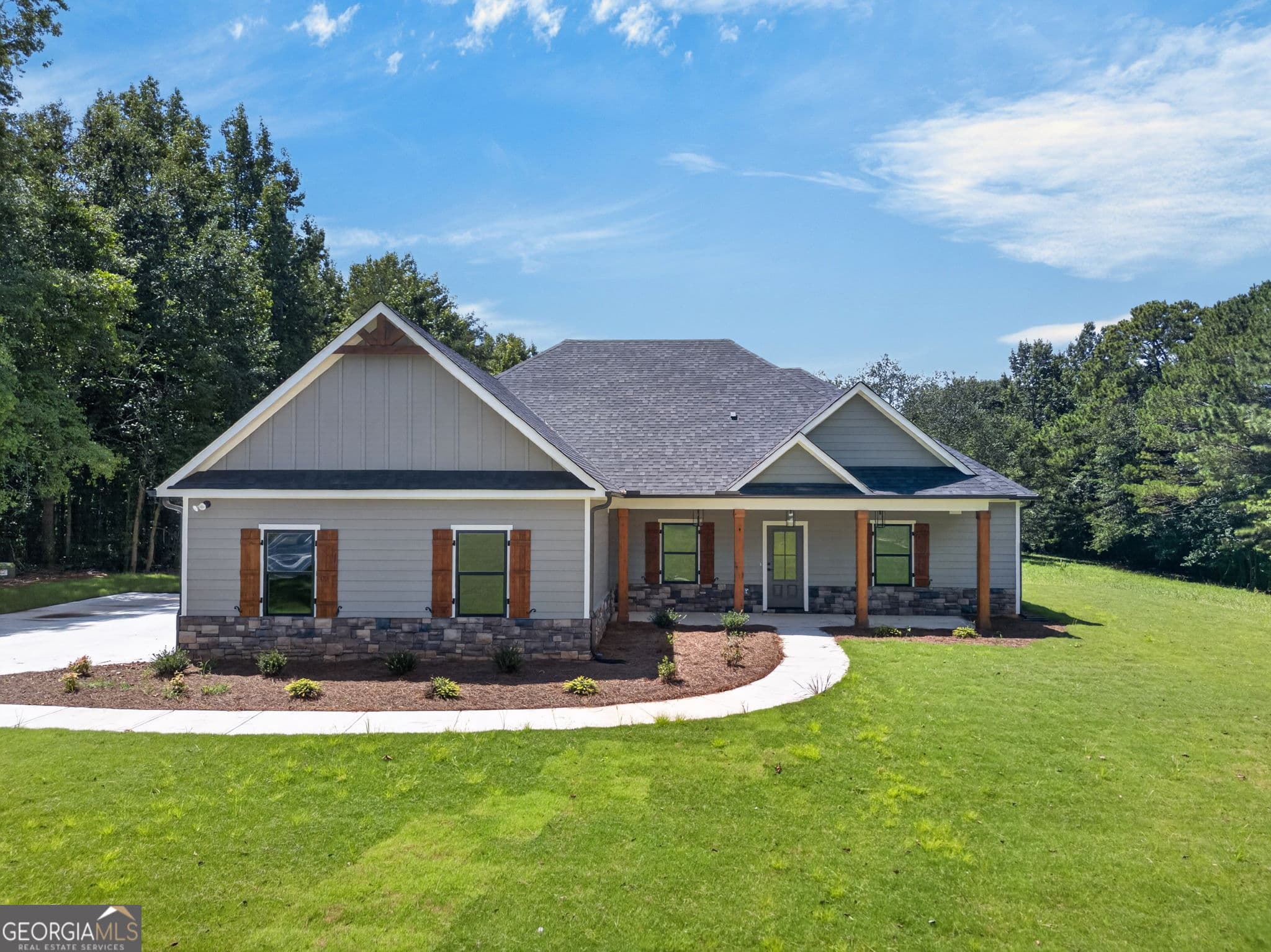 4 bedroom, 2.5 bathroom, 2,356 sq ft single family residence under contract at 1960 North Highway 100, Waco, GA 30182