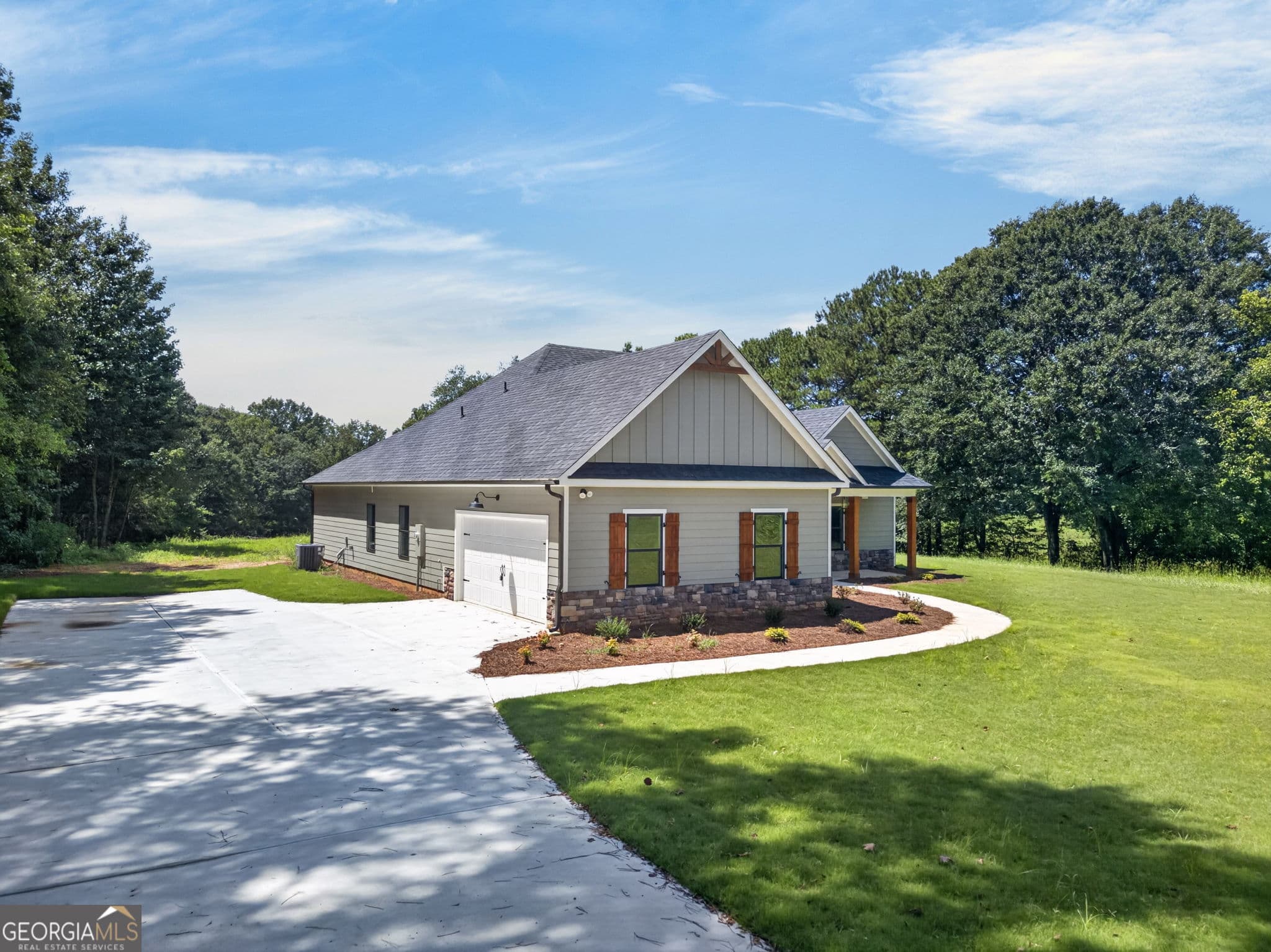 4 bedroom, 2.5 bathroom, 2,356 sq ft single family residence under contract at 1960 North Highway 100, Waco, GA 30182 — photo 5