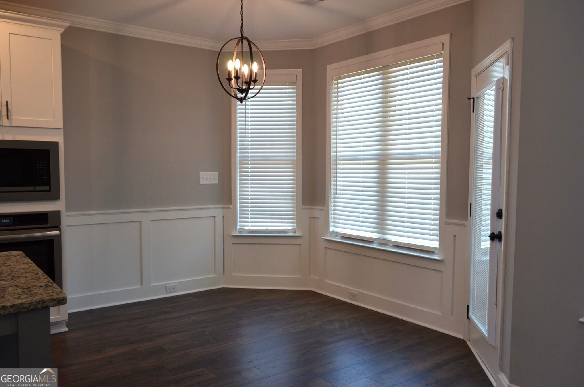 4 bedroom, 3 bathroom, 2,470 sq ft single family residence for sale at 517 Capers Lane, Lizella, GA 31052 — photo 6