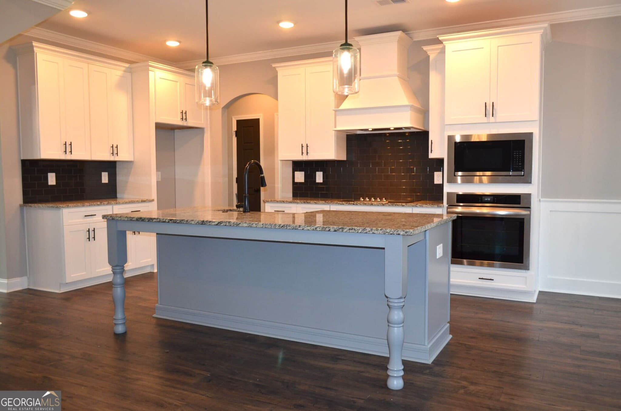 4 bedroom, 3 bathroom, 2,470 sq ft single family residence for sale at 517 Capers Lane, Lizella, GA 31052 — photo 8