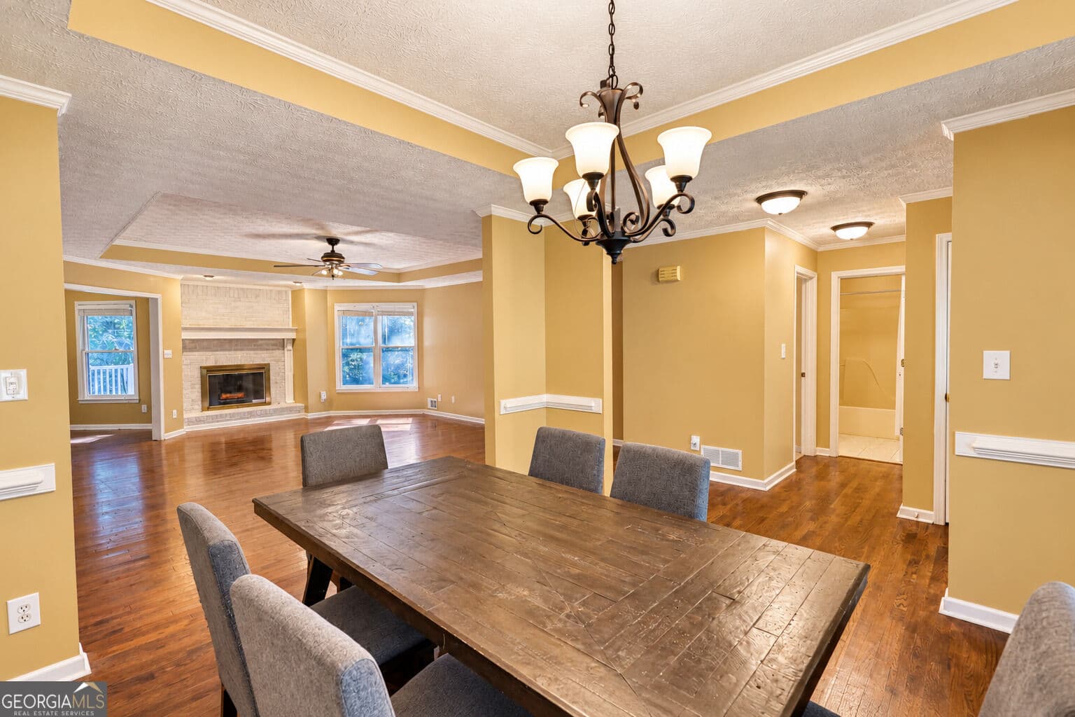 4 bedroom, 3 bathroom, 3,096 sq ft single family residence for sale at 800 Lester Mill Road, Locust Grove, GA 30248 — photo 5