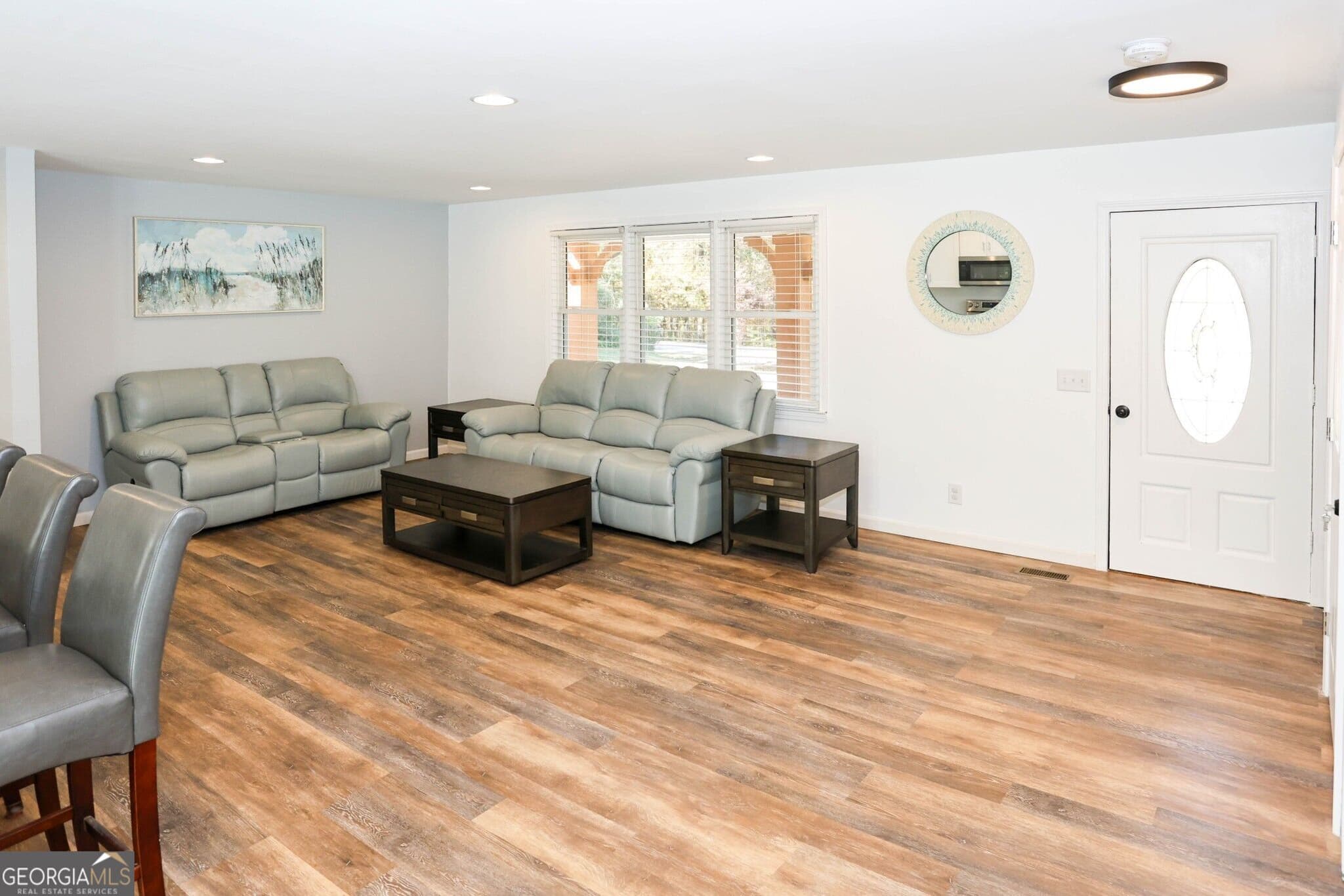 3 bedroom, 2 bathroom, 1,550 sq ft single family residence for rent at 6157 Orville Drive MAIN, Flowery Branch, GA 30542 for $2,000 a month — photo 6