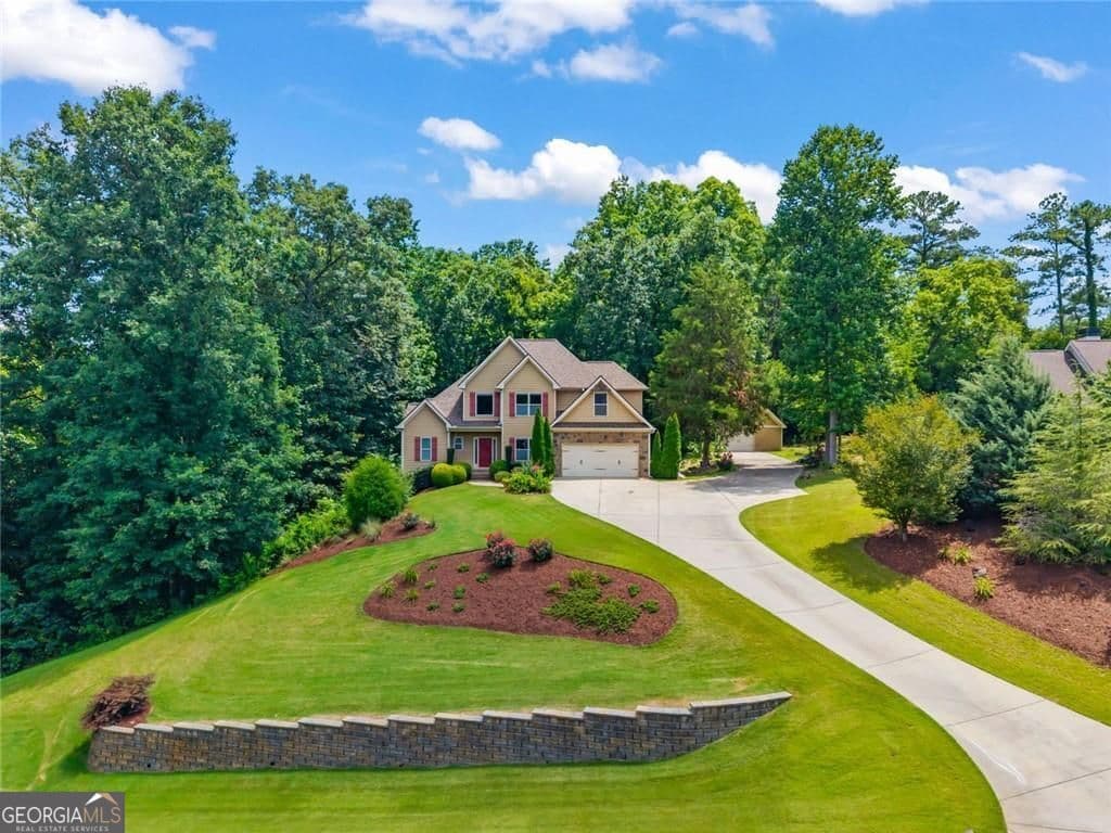 4 bedroom, 3 bathroom, 2,387 sq ft single family residence for sale at 173 Dawson Manor Drive, Dawsonville, GA 30534 — photo 2