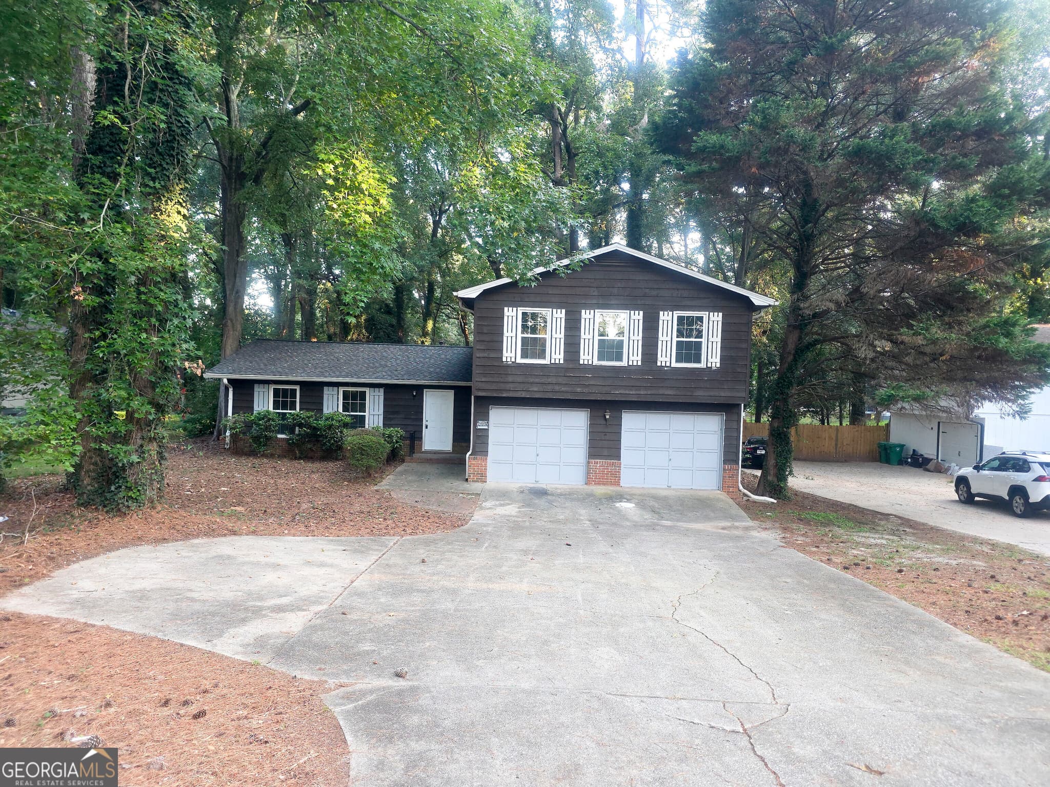 4 bedroom, 2.5 bathroom, 2,126 sq ft single family residence for rent at 5382 Rockbridge Road, Stone Mountain, GA 30088 for $1,915 a month — photo 1 of 1