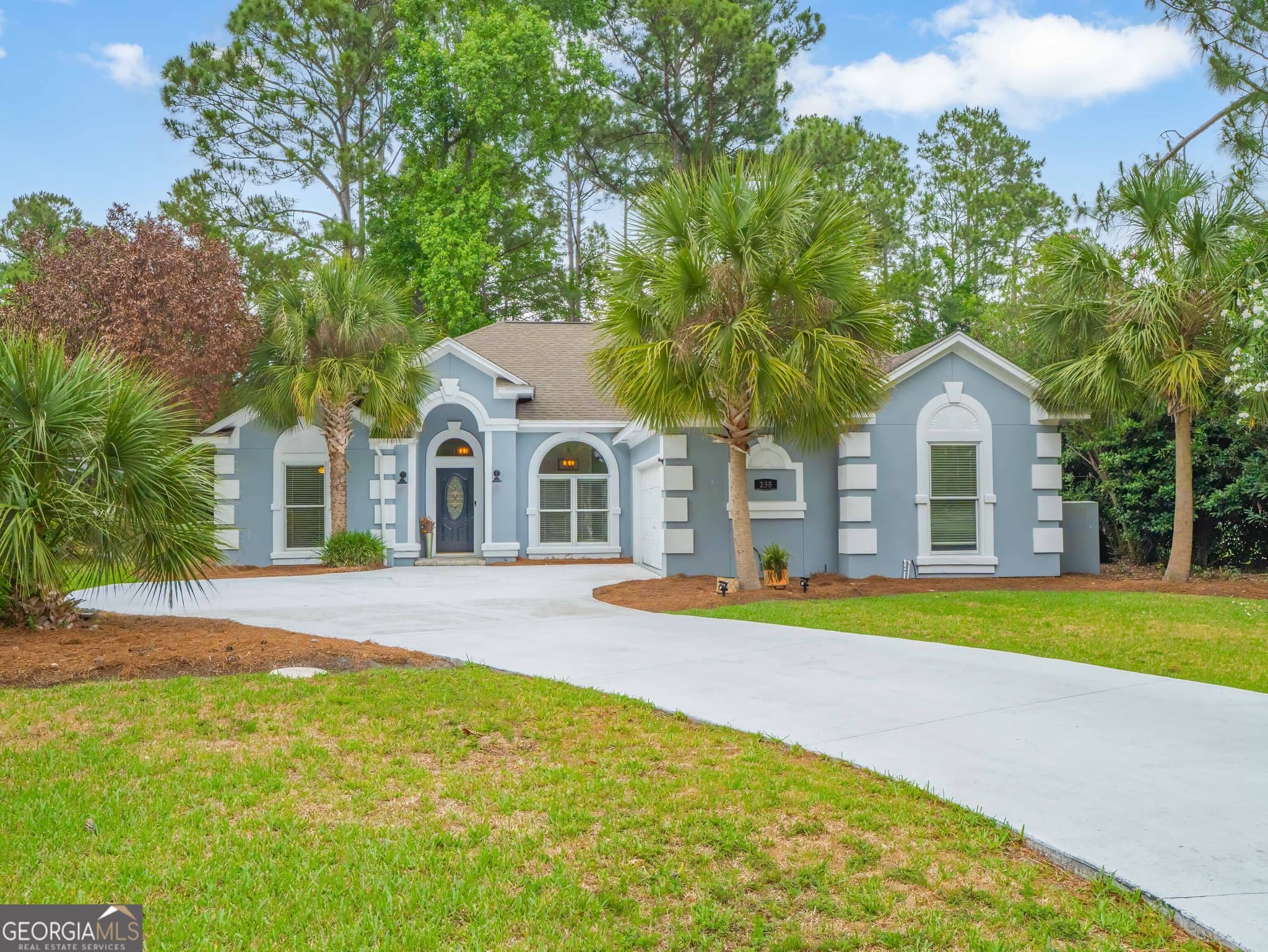 3 bedroom, 2 bathroom, 1,860 sq ft single family residence for sale at 235 Cardinal Circle, St. Marys, GA 31558 — photo 1 of 41