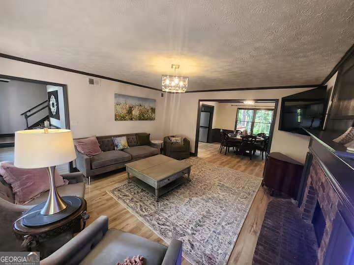 4 bedroom, 2.5 bathroom single family residence for rent at 101 Everhill, Peachtree City, GA 30269 for $4,815 a month — photo 6
