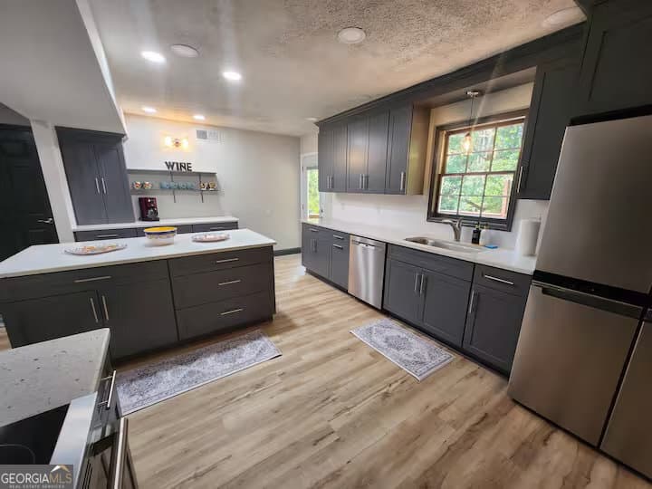 4 bedroom, 2.5 bathroom single family residence for rent at 101 Everhill, Peachtree City, GA 30269 for $4,815 a month — photo 9
