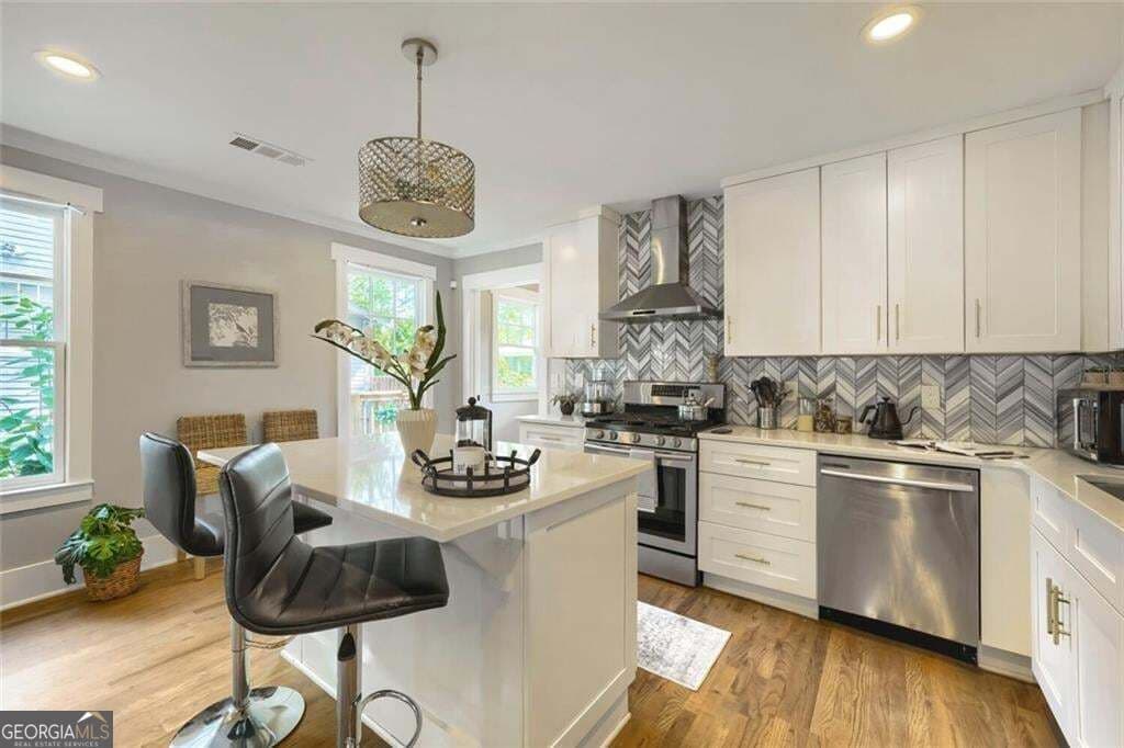3 bedroom, 2 bathroom, 1,367 sq ft single family residence for sale at 654 Gillette Avenue, Atlanta, GA 30310 — photo 10