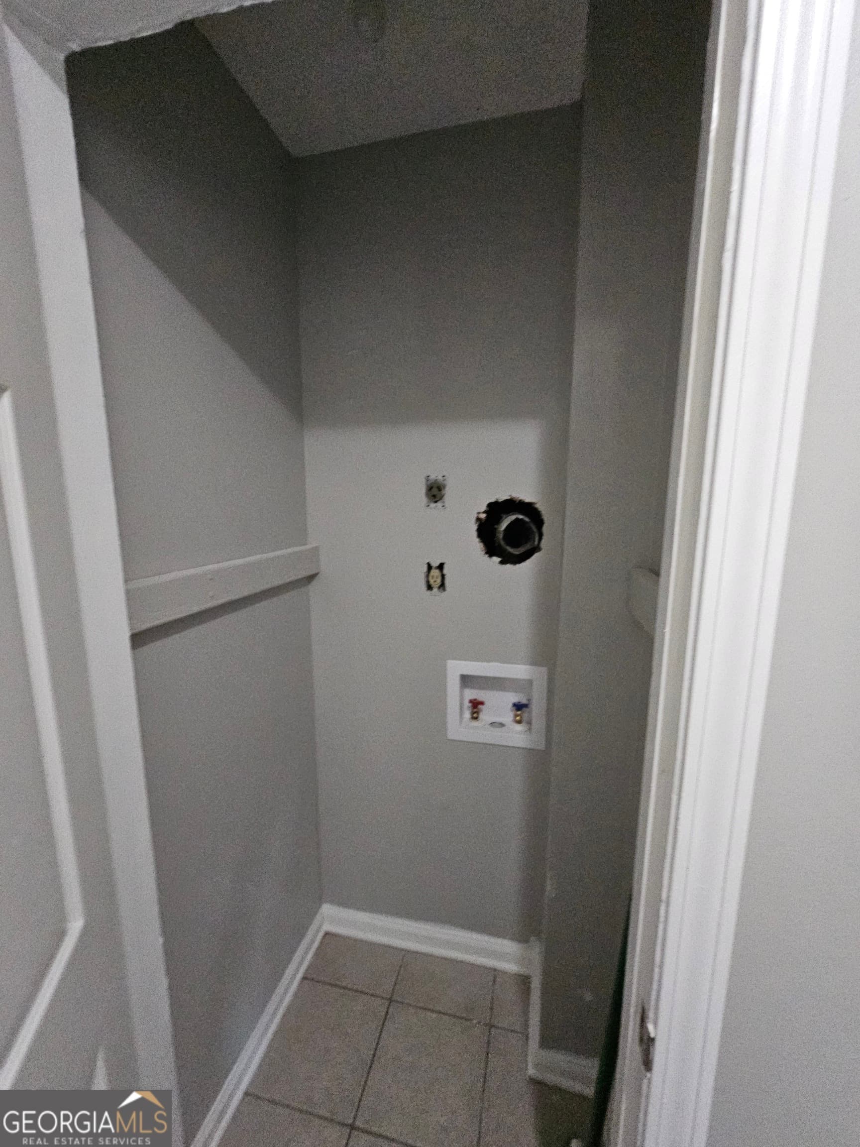 2 bedroom, 2.5 bathroom, 1,160 sq ft townhouse for sale at 770 Jamestown Crossing, Jonesboro, GA 30238 — photo 6