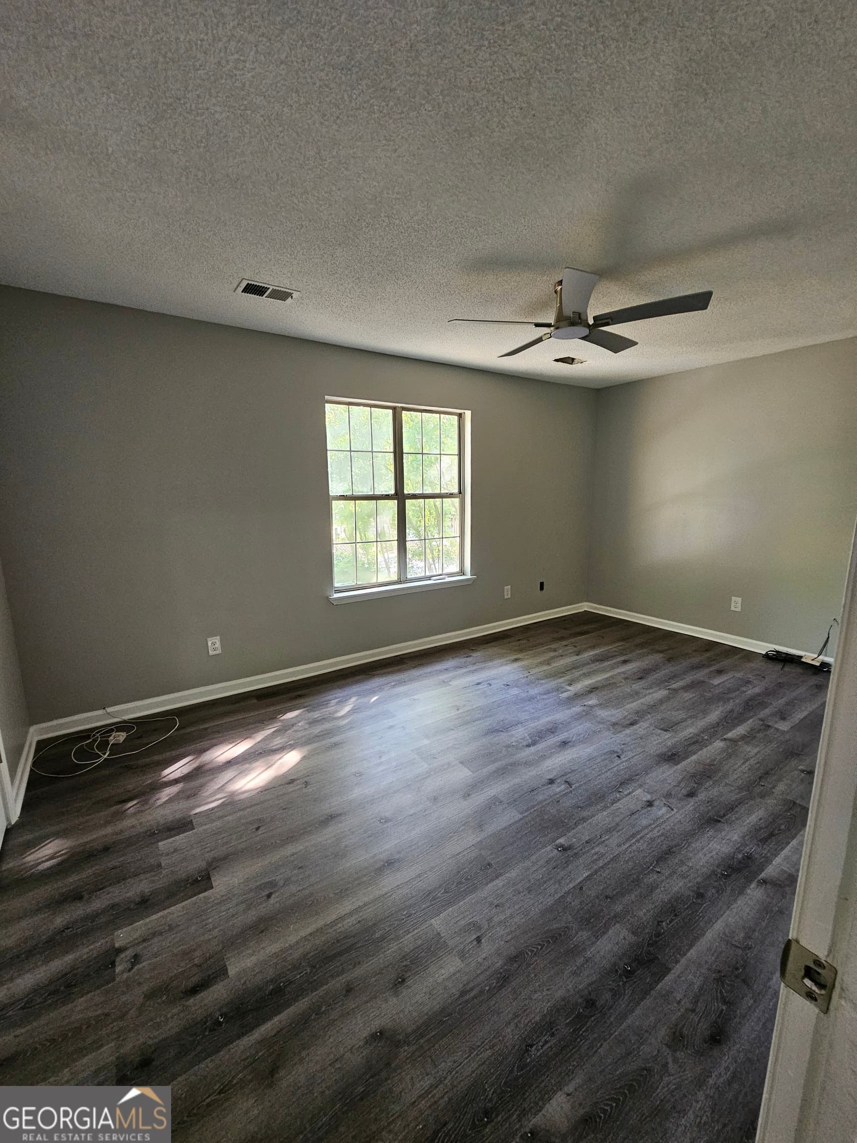 2 bedroom, 2.5 bathroom, 1,160 sq ft townhouse for sale at 770 Jamestown Crossing, Jonesboro, GA 30238 — photo 9