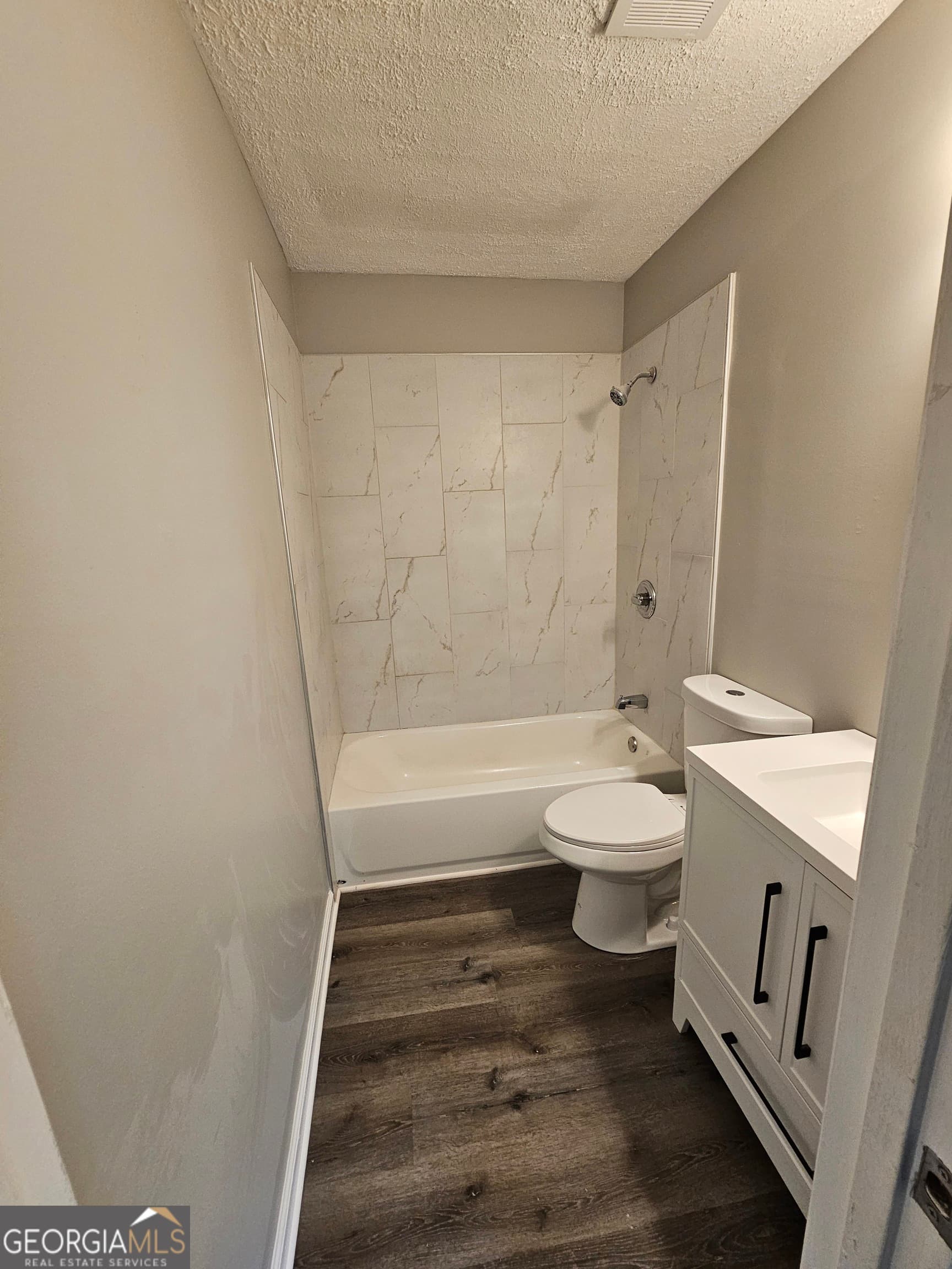 2 bedroom, 2.5 bathroom, 1,160 sq ft townhouse for sale at 770 Jamestown Crossing, Jonesboro, GA 30238 — photo 8