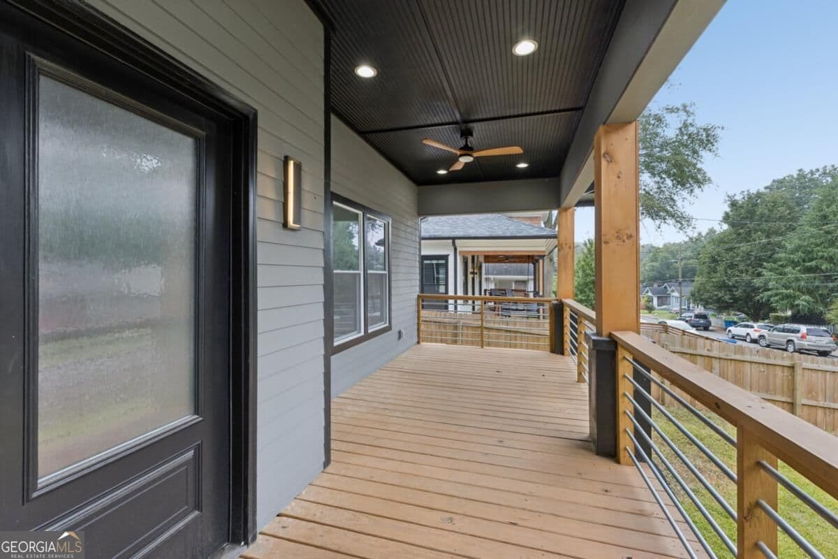 4 bedroom, 3 bathroom, 1,903 sq ft single family residence for sale at 1430 Fairbanks Street, Atlanta, GA 30310 — photo 3