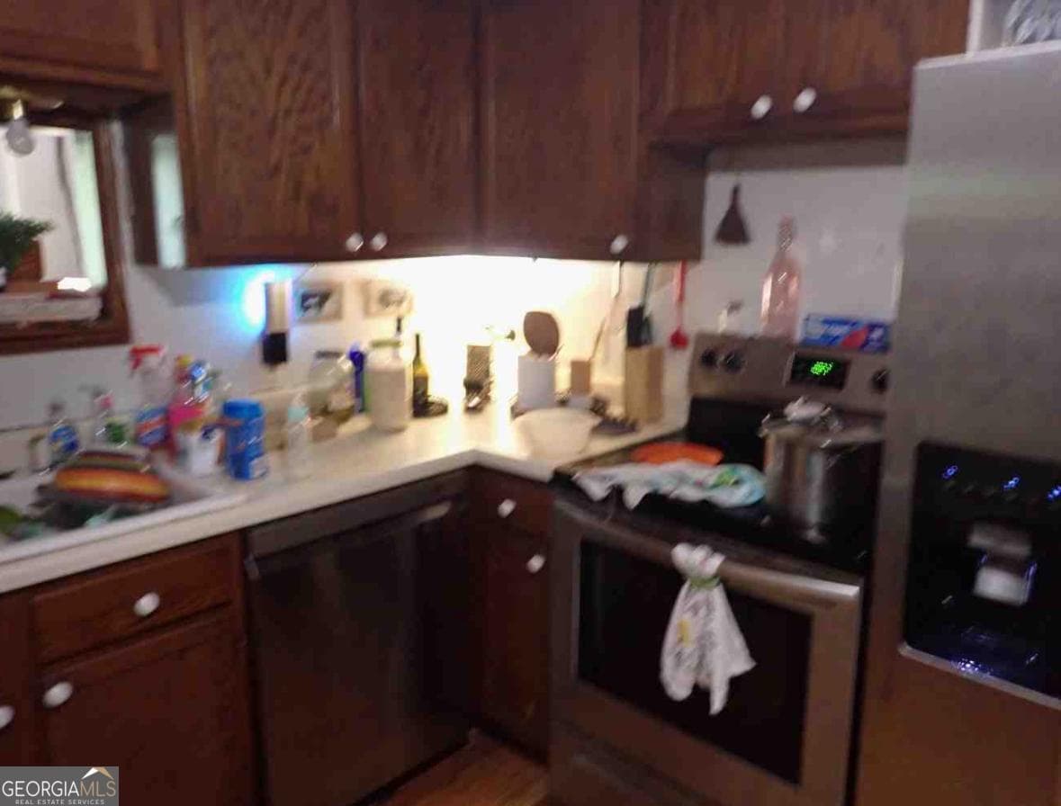 2 bedroom, 2 bathroom, 1,548 sq ft single family residence for sale at 194 Cagle Road, Chatsworth, GA 30705 — photo 2