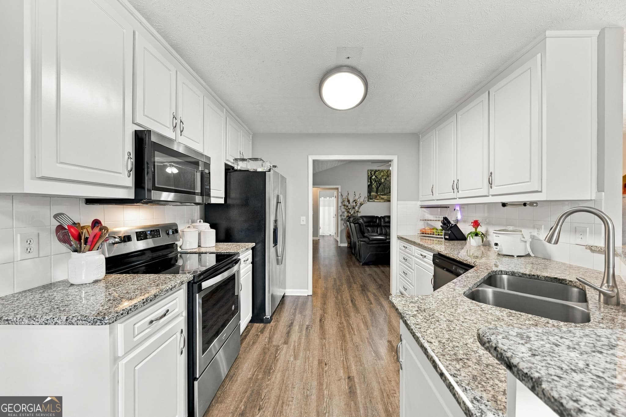 3 bedroom, 2 bathroom, 1,397 sq ft single family residence for sale at 170 Vintage Drive, Covington, GA 30014 — photo 10