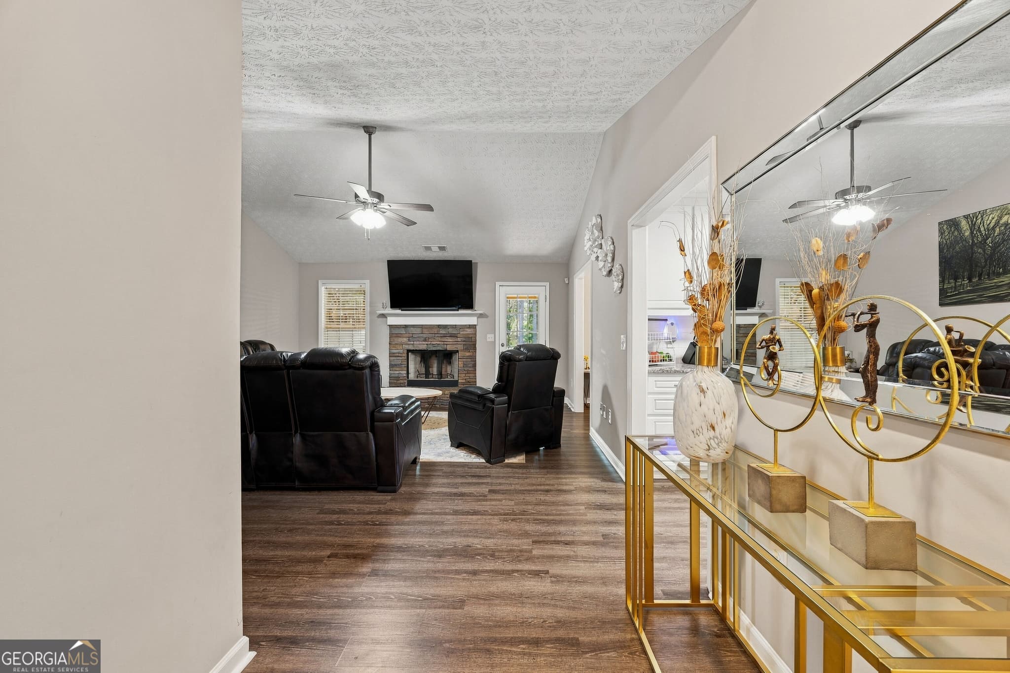 3 bedroom, 2 bathroom, 1,397 sq ft single family residence for sale at 170 Vintage Drive, Covington, GA 30014 — photo 4