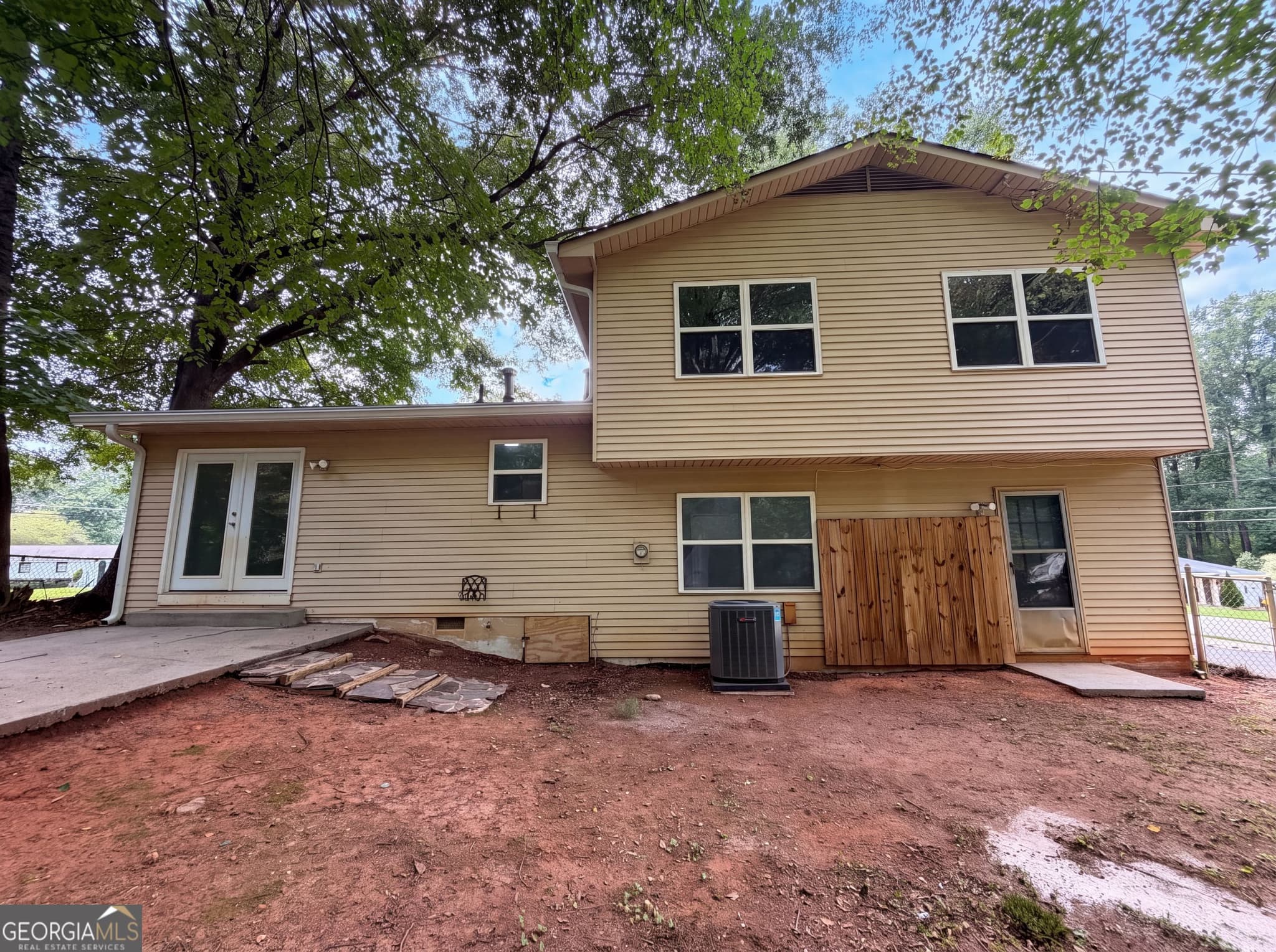 3 bedroom, 2 bathroom, 1,495 sq ft single family residence for sale at 3691 Lavilla Drive, Powder Springs, GA 30127 — photo 5