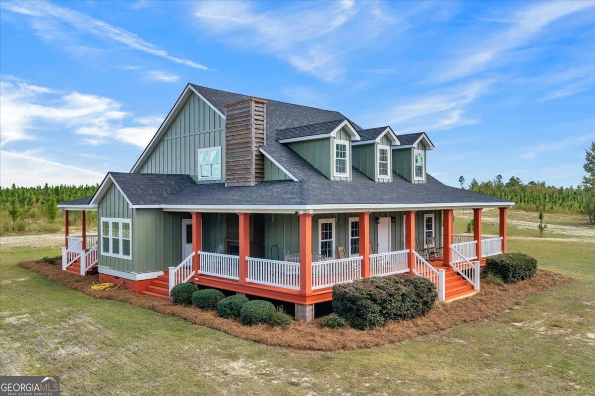 6 bedroom, 3.5 bathroom, 3,434 sq ft single family residence for sale at 2700 Bear Creek Road, Tarrytown, GA 30470 — photo 8