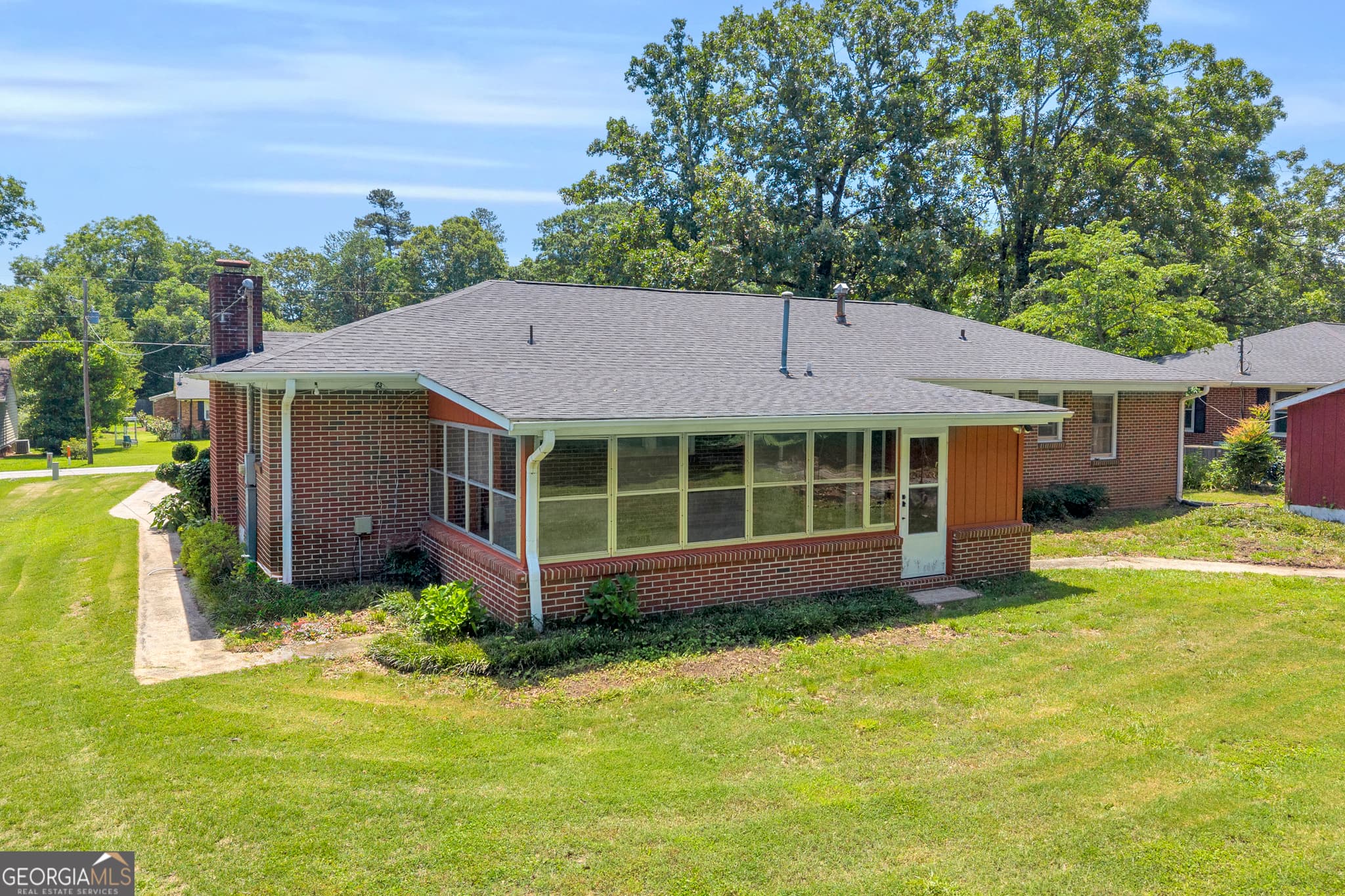 3 bedroom, 3 bathroom, 1,898 sq ft single family residence for sale at 128 Smith Street, Hartwell, GA 30643 — photo 10