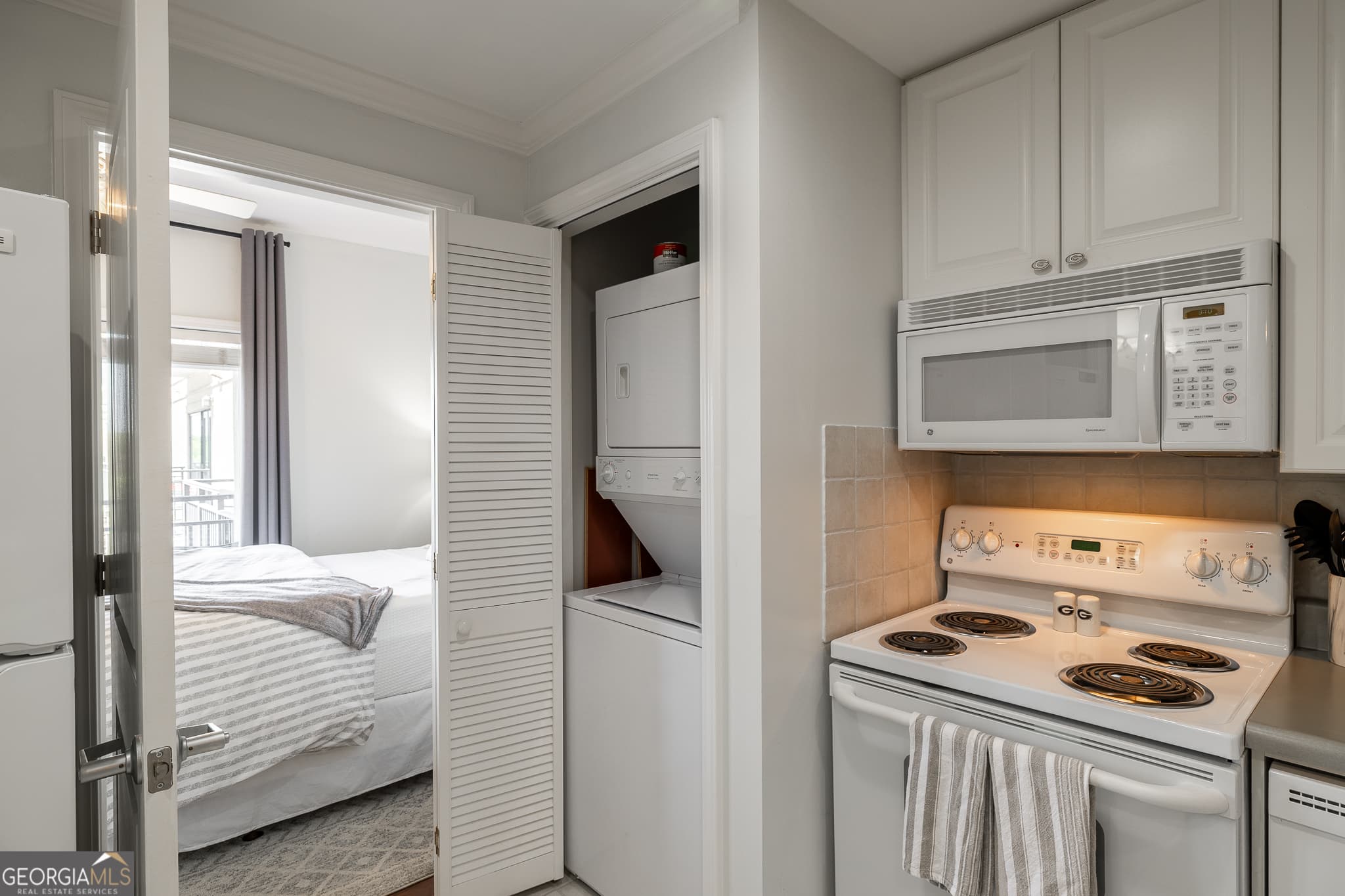 1 bedroom, 1 bathroom, 512 sq ft condominium for sale at 250 W Broad Street 708, Athens, GA 30601 — photo 10