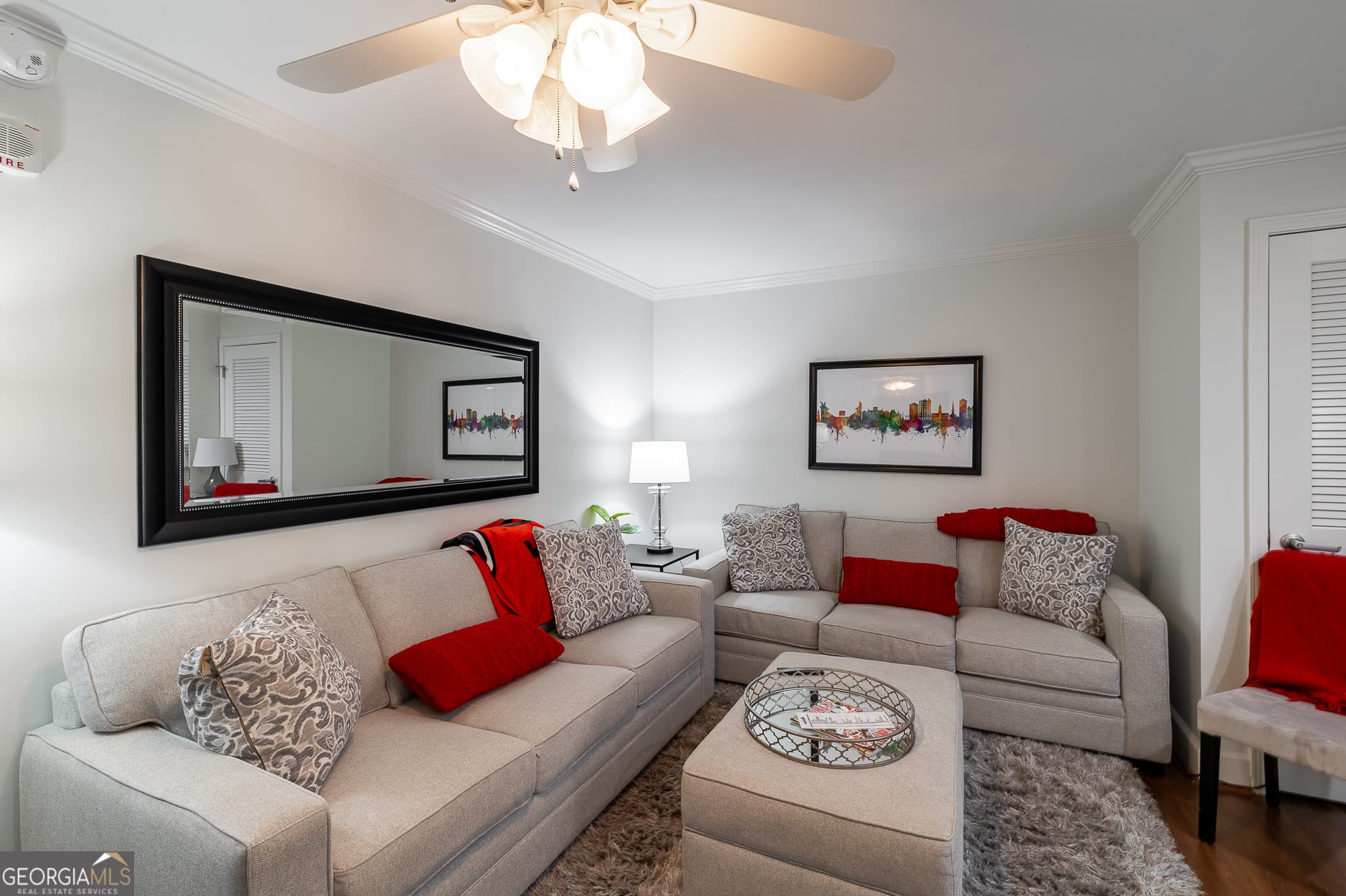 1 bedroom, 1 bathroom, 512 sq ft condominium for sale at 250 W Broad Street 708, Athens, GA 30601 — photo 4