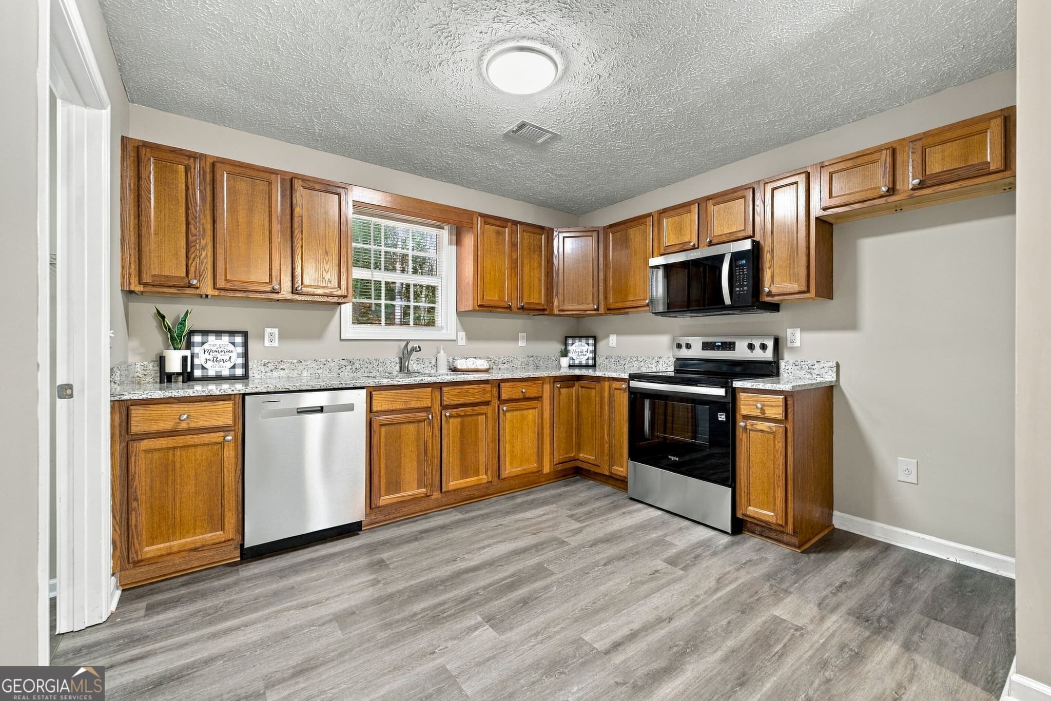 2 bedroom, 1 bathroom, 910 sq ft single family residence for sale at 78 Creekside Trail, Ellijay, GA 30540 — photo 7