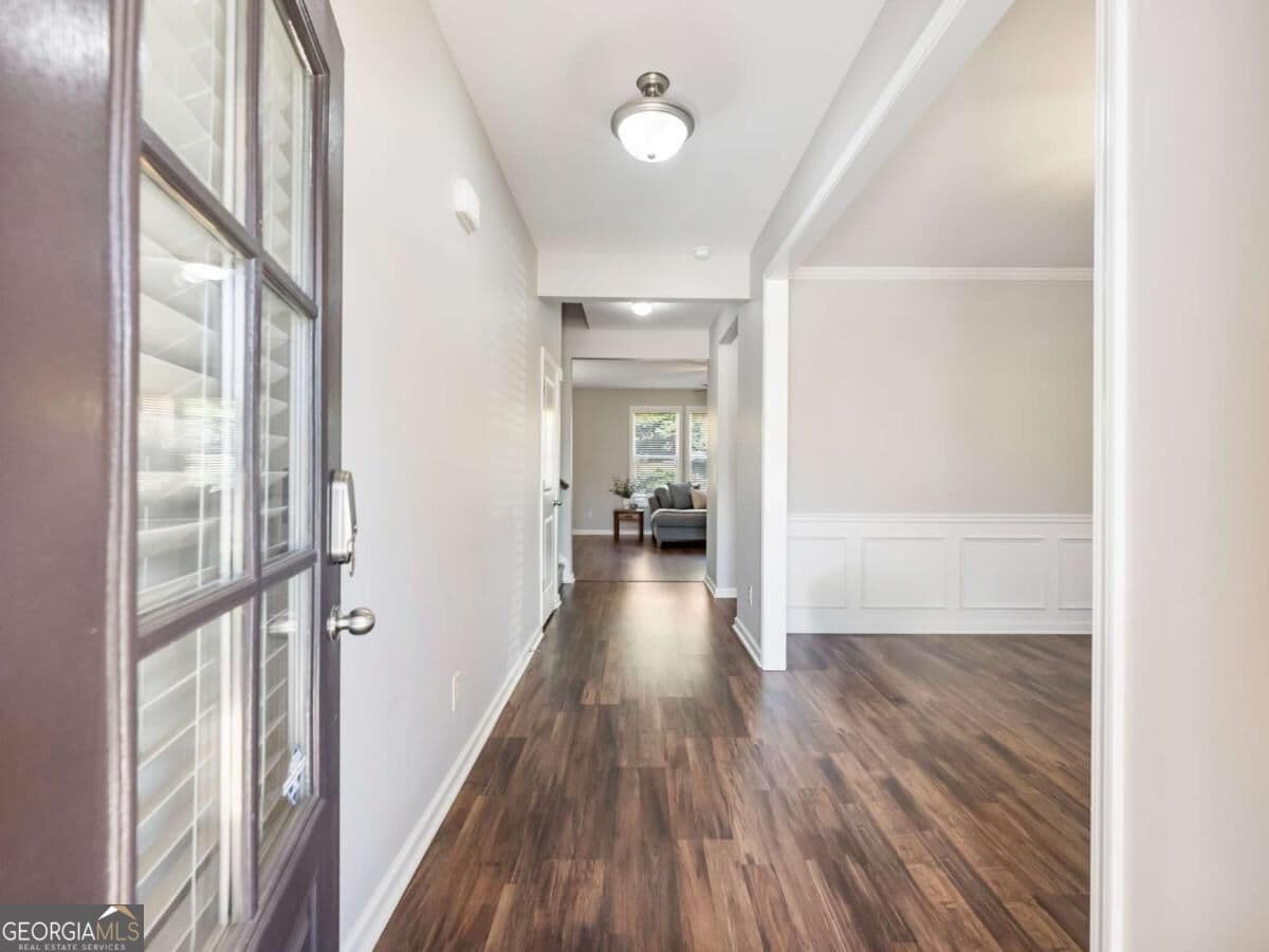 3 bedroom, 2.5 bathroom, 2,155 sq ft single family residence for sale at 5907 Waterway Place, Flowery Branch, GA 30542 — photo 3