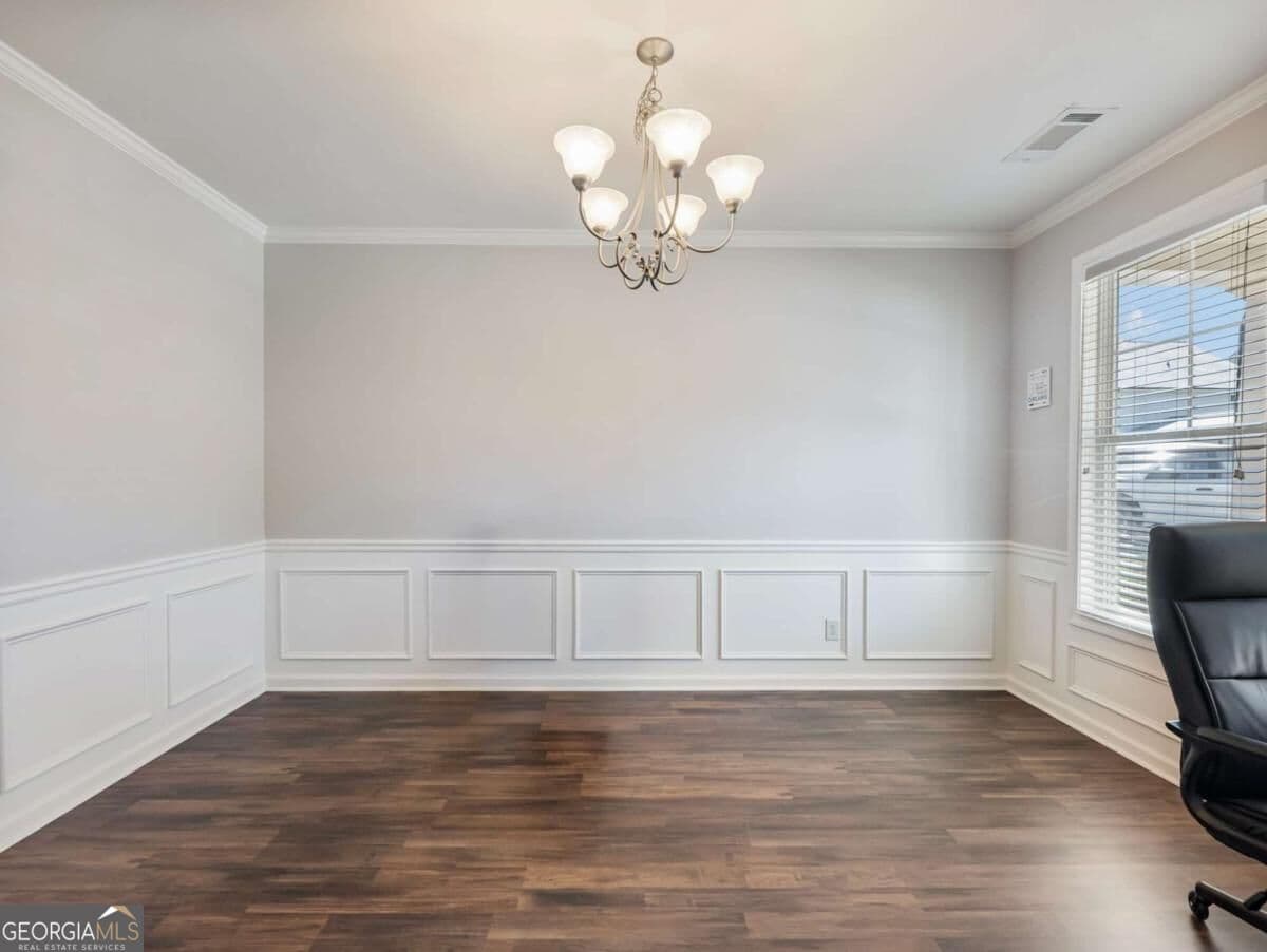 3 bedroom, 2.5 bathroom, 2,155 sq ft single family residence for sale at 5907 Waterway Place, Flowery Branch, GA 30542 — photo 4