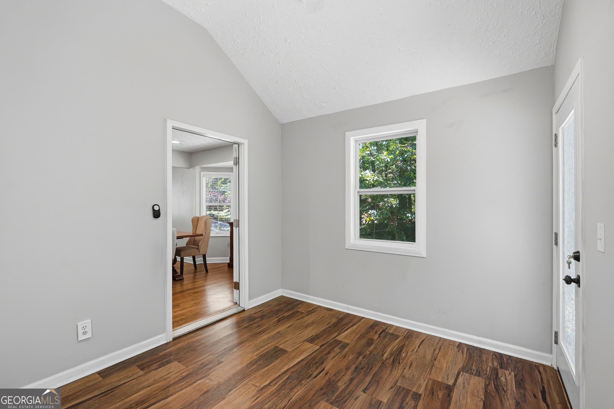 4 bedroom, 2 bathroom, 1,884 sq ft single family residence for sale at 1590 Kimberly Place, Canton, GA 30114 — photo 9