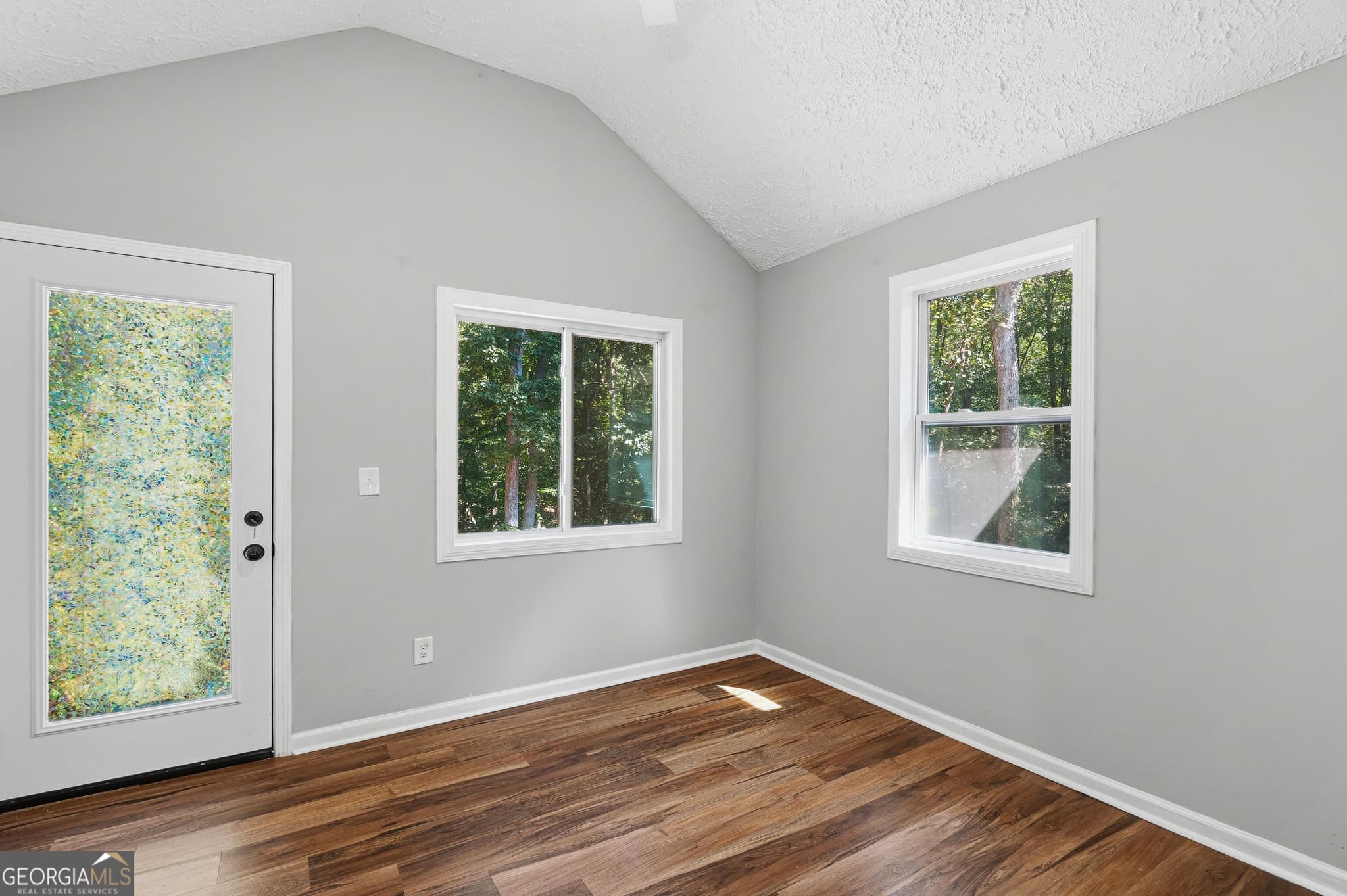 4 bedroom, 2 bathroom, 1,884 sq ft single family residence for sale at 1590 Kimberly Place, Canton, GA 30114 — photo 10