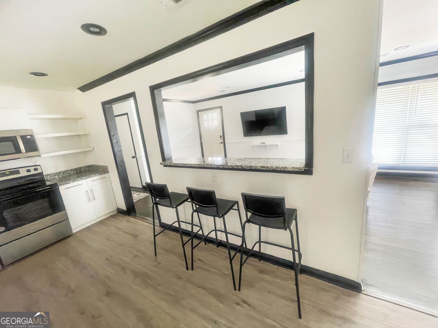 3 bedroom, 2 bathroom, 1,344 sq ft single family residence for sale at 2597 Glenvalley Drive, Decatur, GA 30032 — photo 9