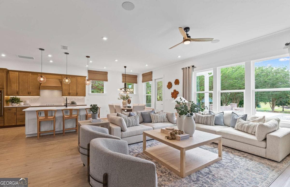 4 bedroom, 3.5 bathroom, 3,270 sq ft single family residence for sale at 293 Lucas Court, Jefferson, GA 30549 — photo 5