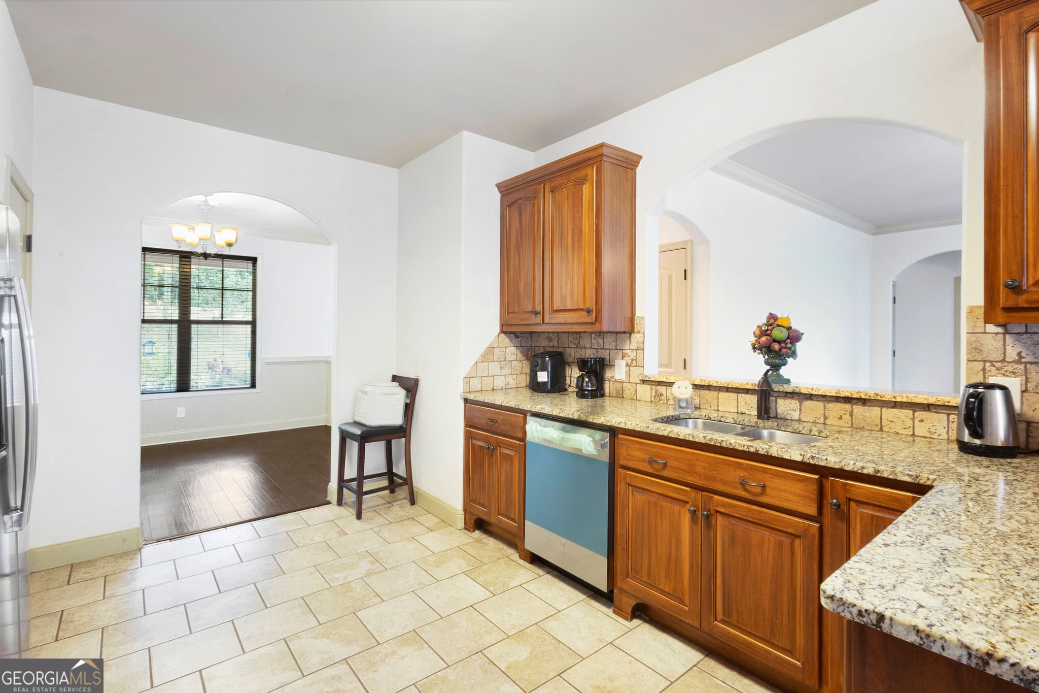 4 bedroom, 3 bathroom, 2,750 sq ft single family residence for sale at 241 Spring Hill Drive, Ellerslie, GA 31807 — photo 6