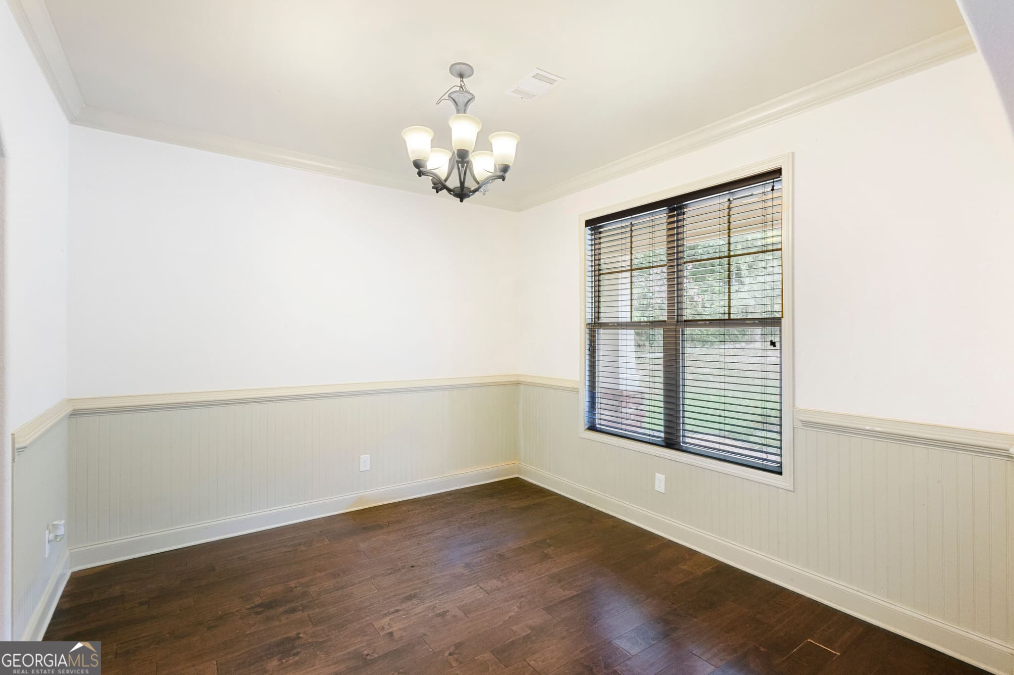 4 bedroom, 3 bathroom, 2,750 sq ft single family residence for sale at 241 Spring Hill Drive, Ellerslie, GA 31807 — photo 5