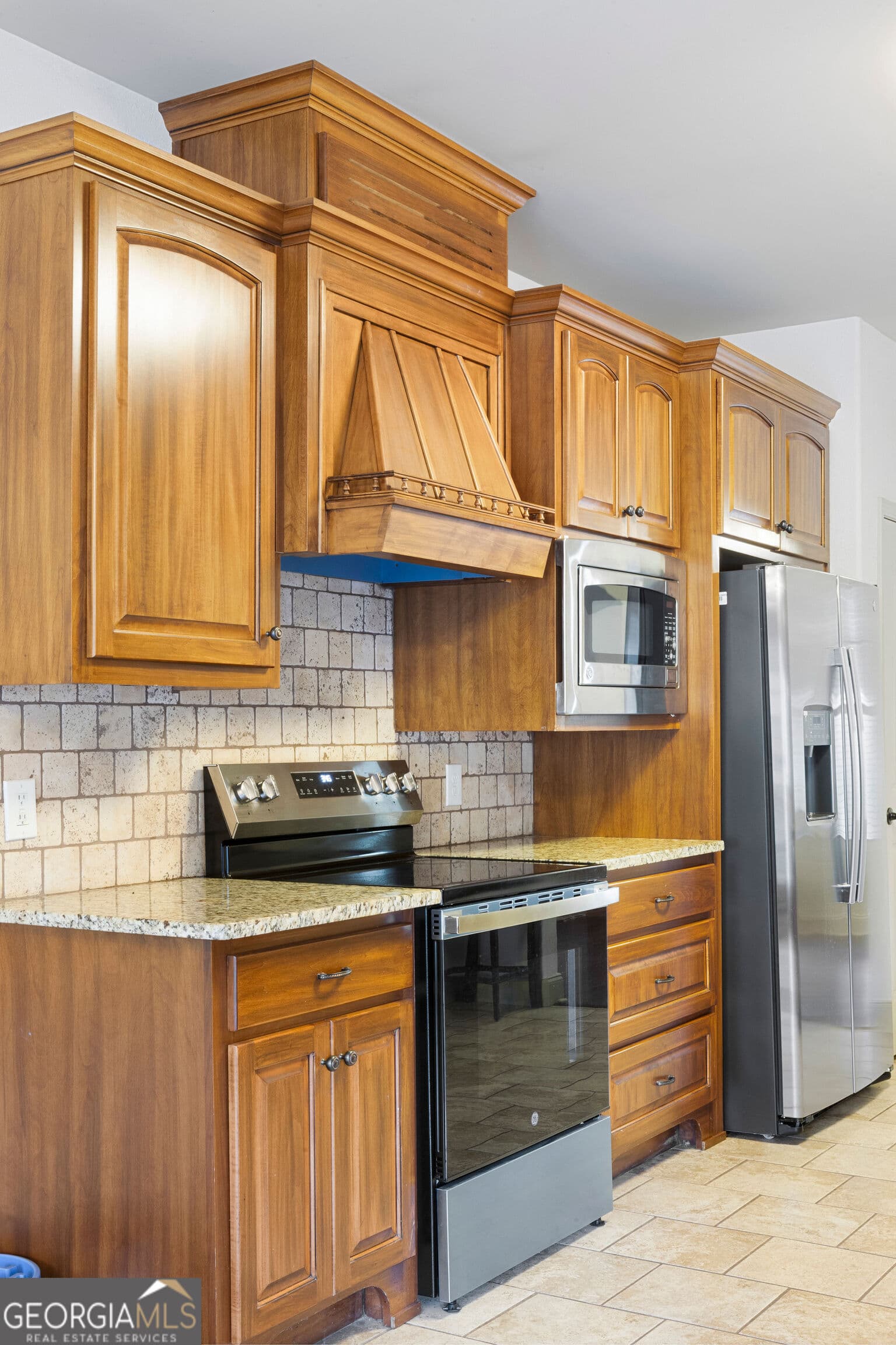4 bedroom, 3 bathroom, 2,750 sq ft single family residence for sale at 241 Spring Hill Drive, Ellerslie, GA 31807 — photo 9