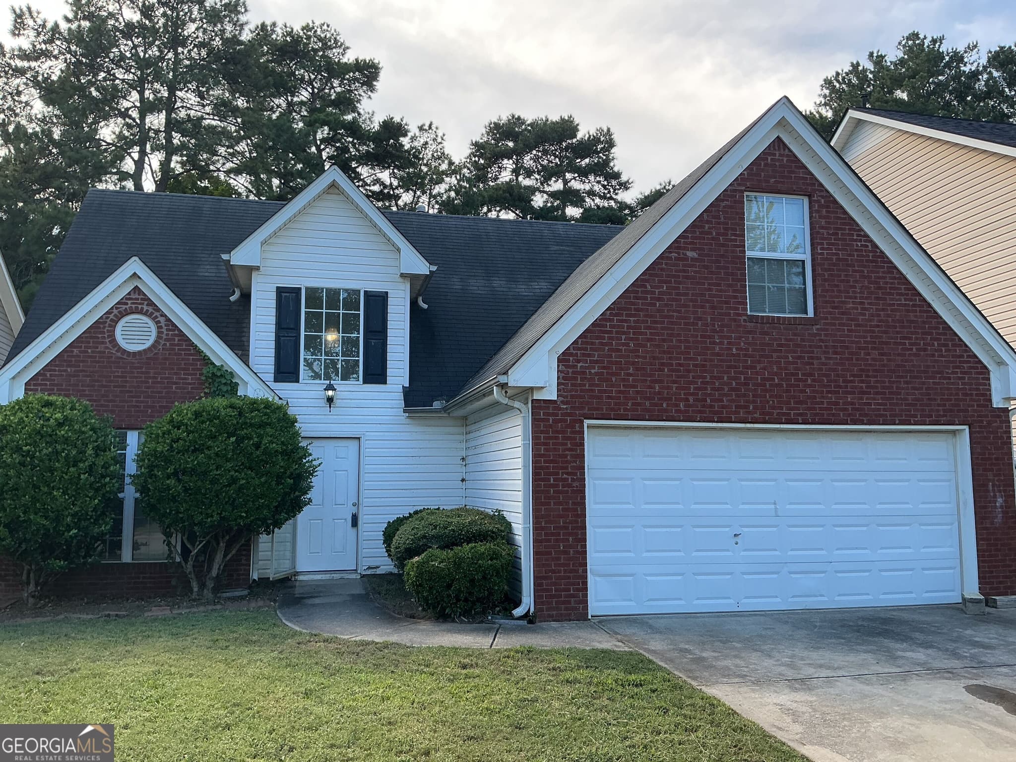 3 bedroom, 2.5 bathroom, 1,493 sq ft single family residence for rent at 1690 New Orleans Way, Mcdonough, GA 30252 for $2,000 a month