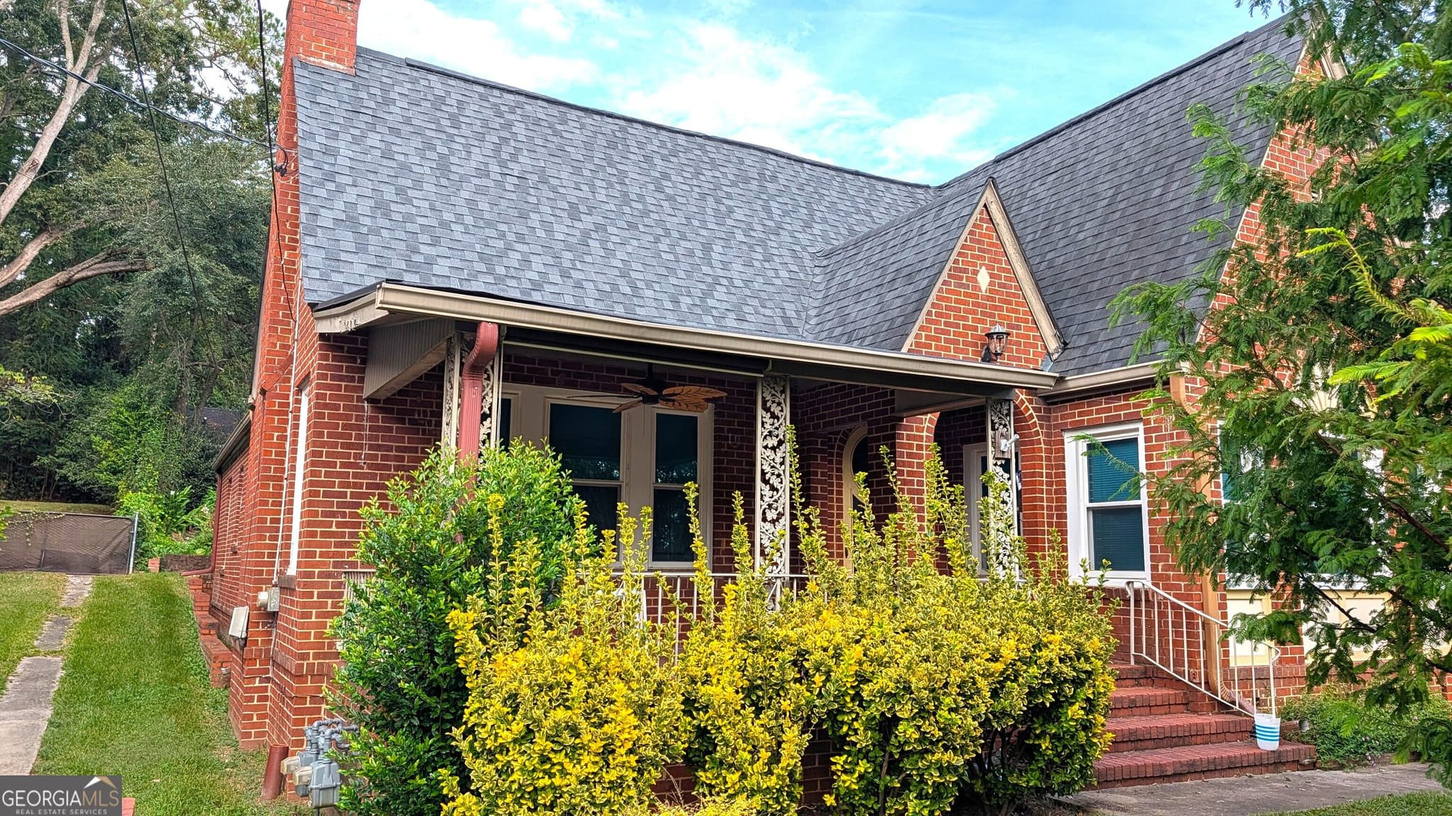 3 bedroom, 1.5 bathroom, 1,840 sq ft single family residence for rent at 827 Boulevard, Macon, GA 31211 for $1,899 a month — photo 3